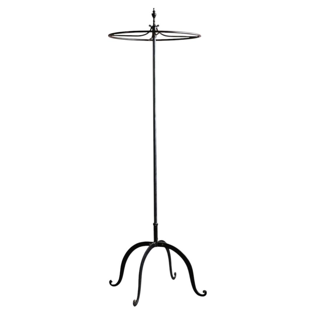 Rotating Iron Circle Clothes Rack with forged legs