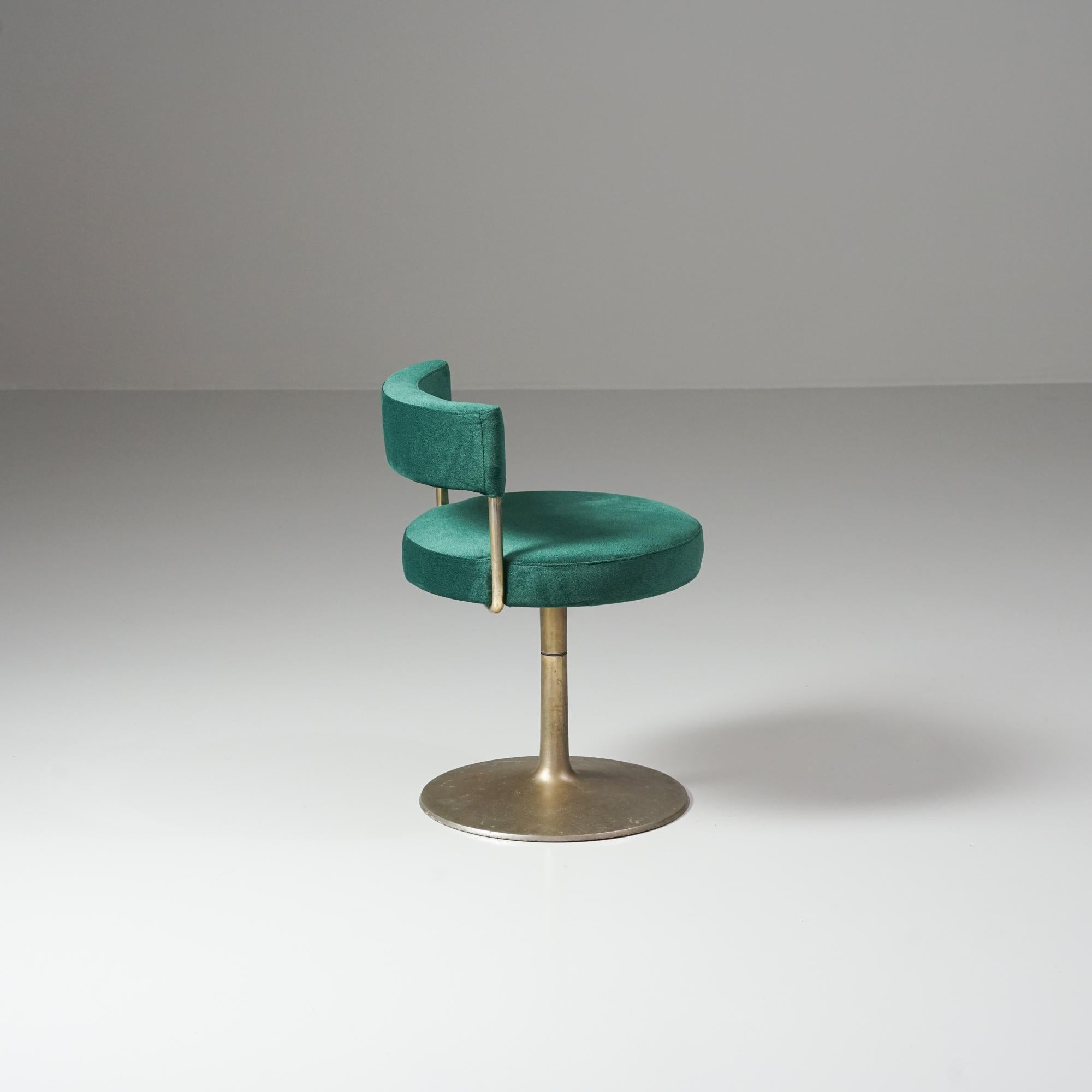 Finlandais Fauteuils de salon rotatifs, 1970 en vente