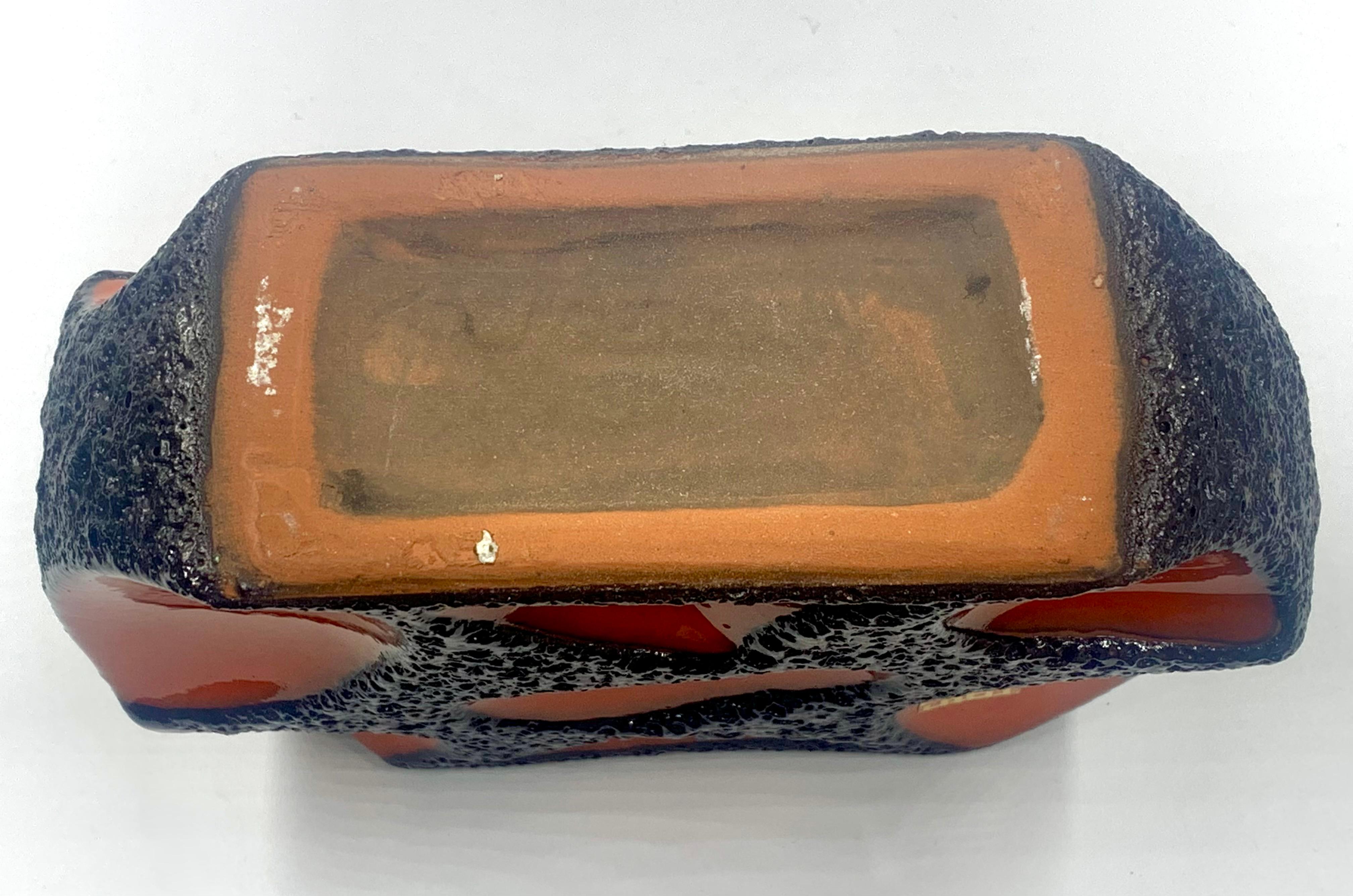 Roth Keramic orange und schwarz glasierte runde Vase, Westdeutschland, um 1970 im Angebot 2