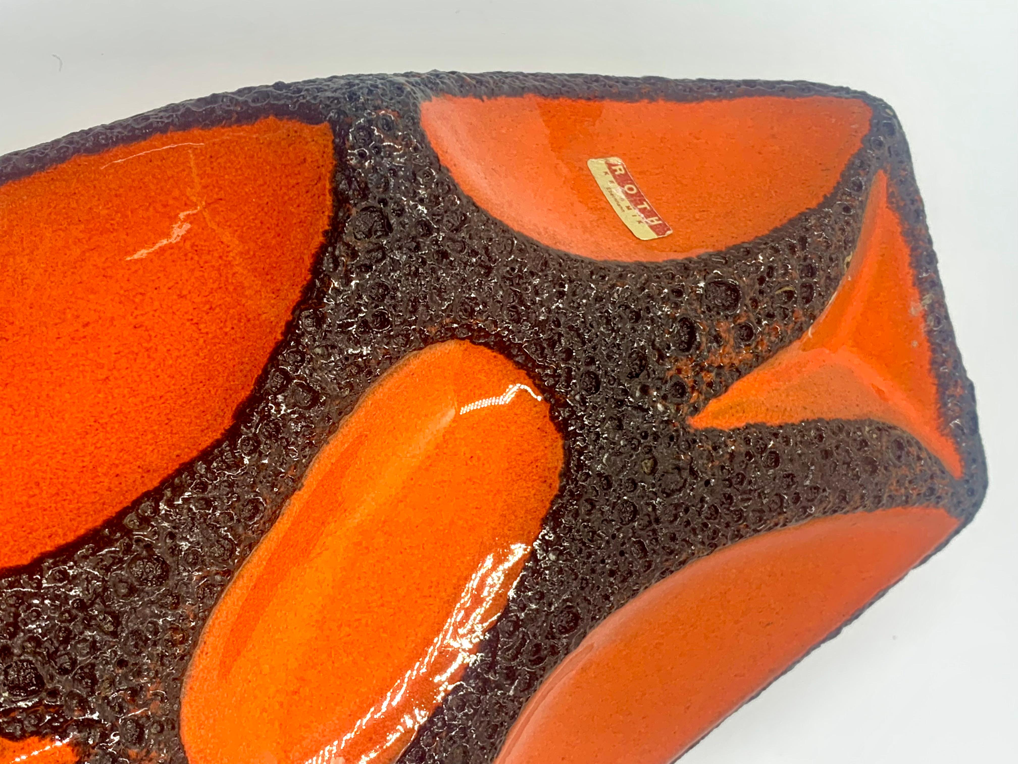 Roth Keramic große Vase aus orangefarbener und schwarzer Lava, Westdeutschland, ca. 1970 im Angebot 2