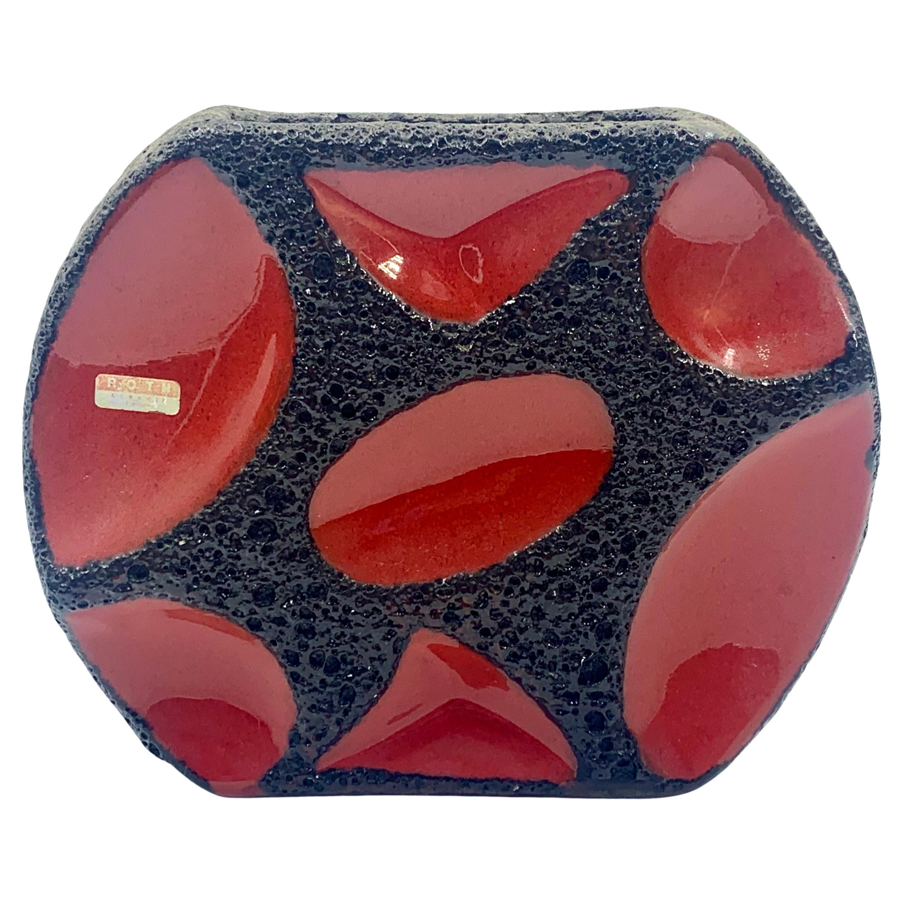 Jarrón redondo rojo y negro Roth Keramic, Alemania Occidental, c.1970 en venta