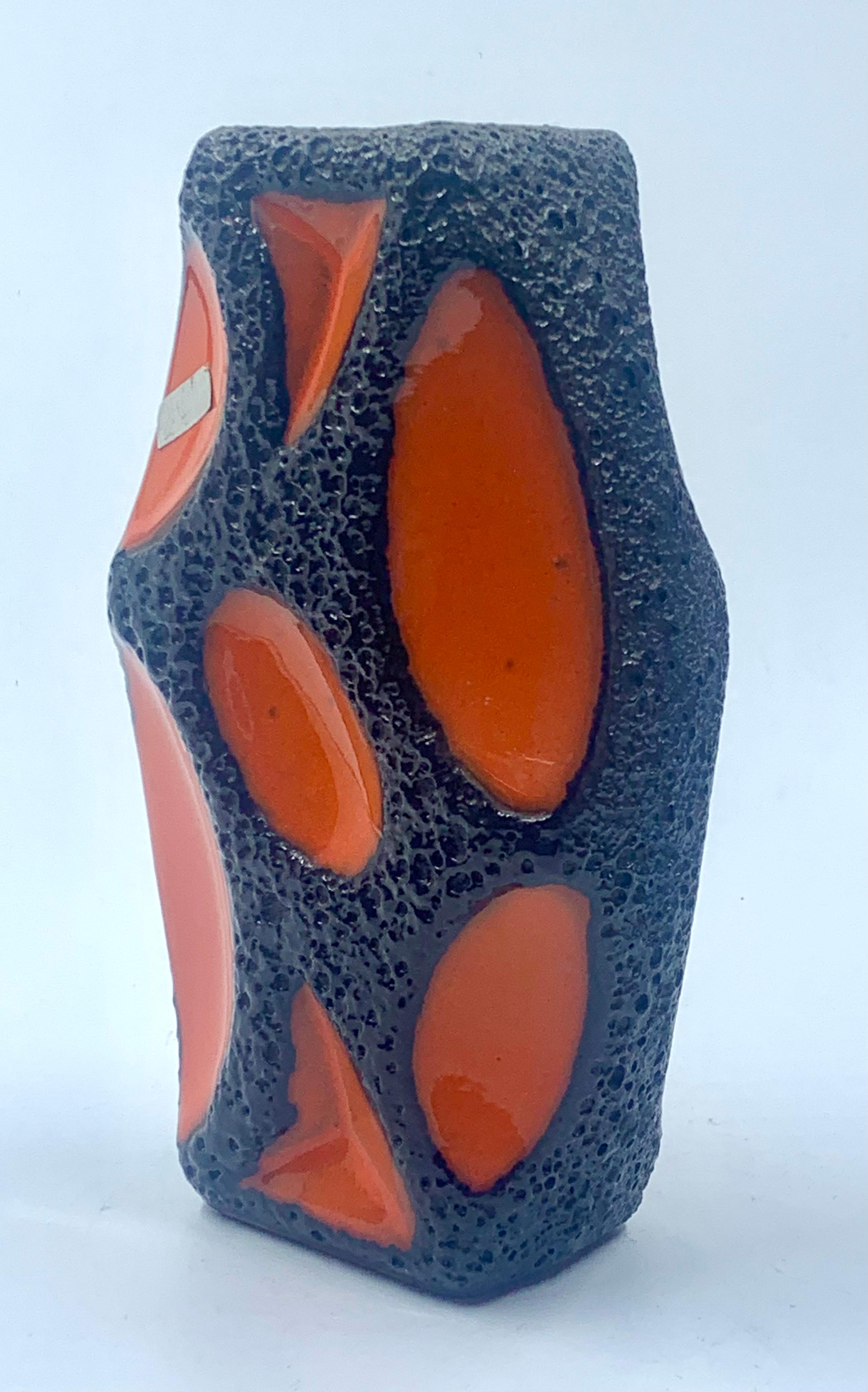 Jarrón Roth Keramik esmaltado en lava naranja y negra, Alemania Occidental, c.1970. Moderno de mediados de siglo en venta