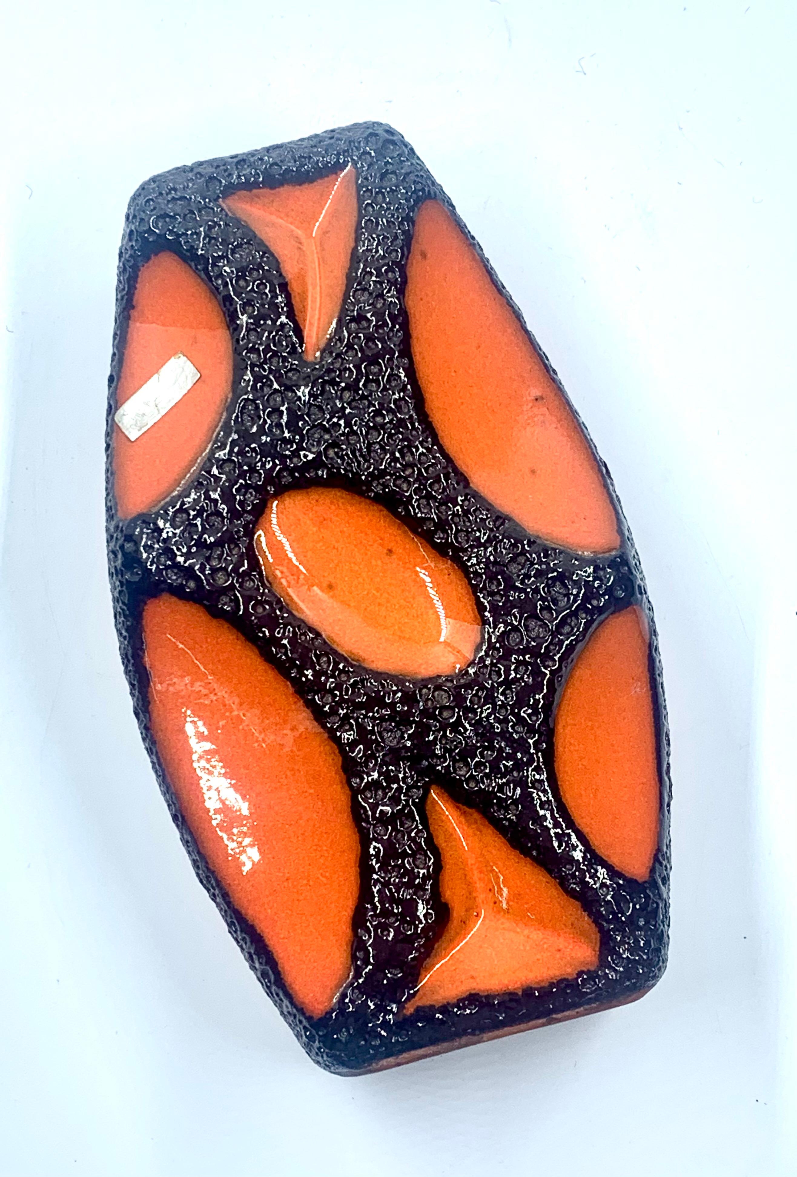 Jarrón Roth Keramik esmaltado en lava naranja y negra, Alemania Occidental, c.1970. finales del siglo XX en venta