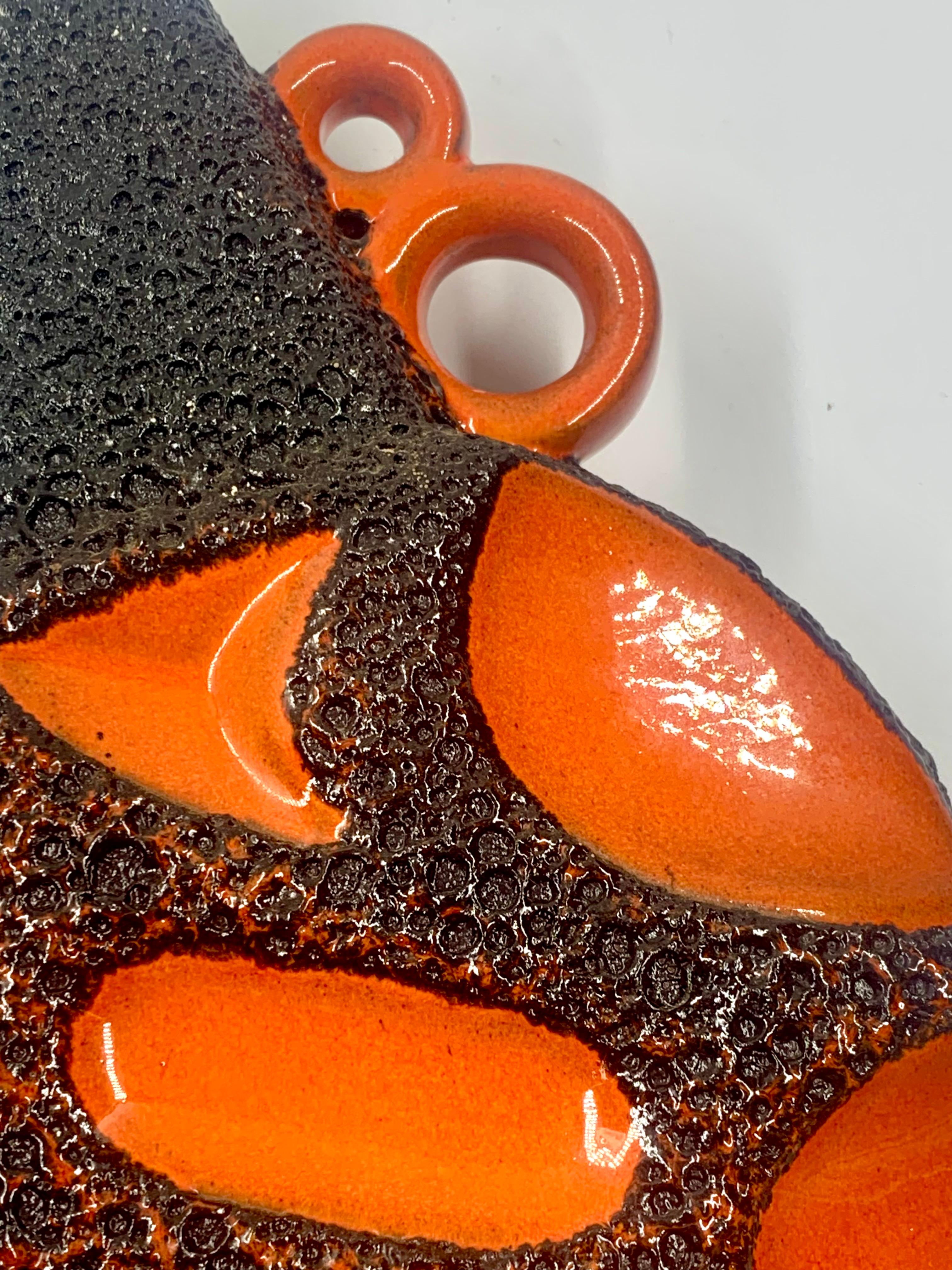 Roth Keramik Jarrón esmaltado en lava naranja y negra, Alemania Occidental, c.1970 Cerámico en venta