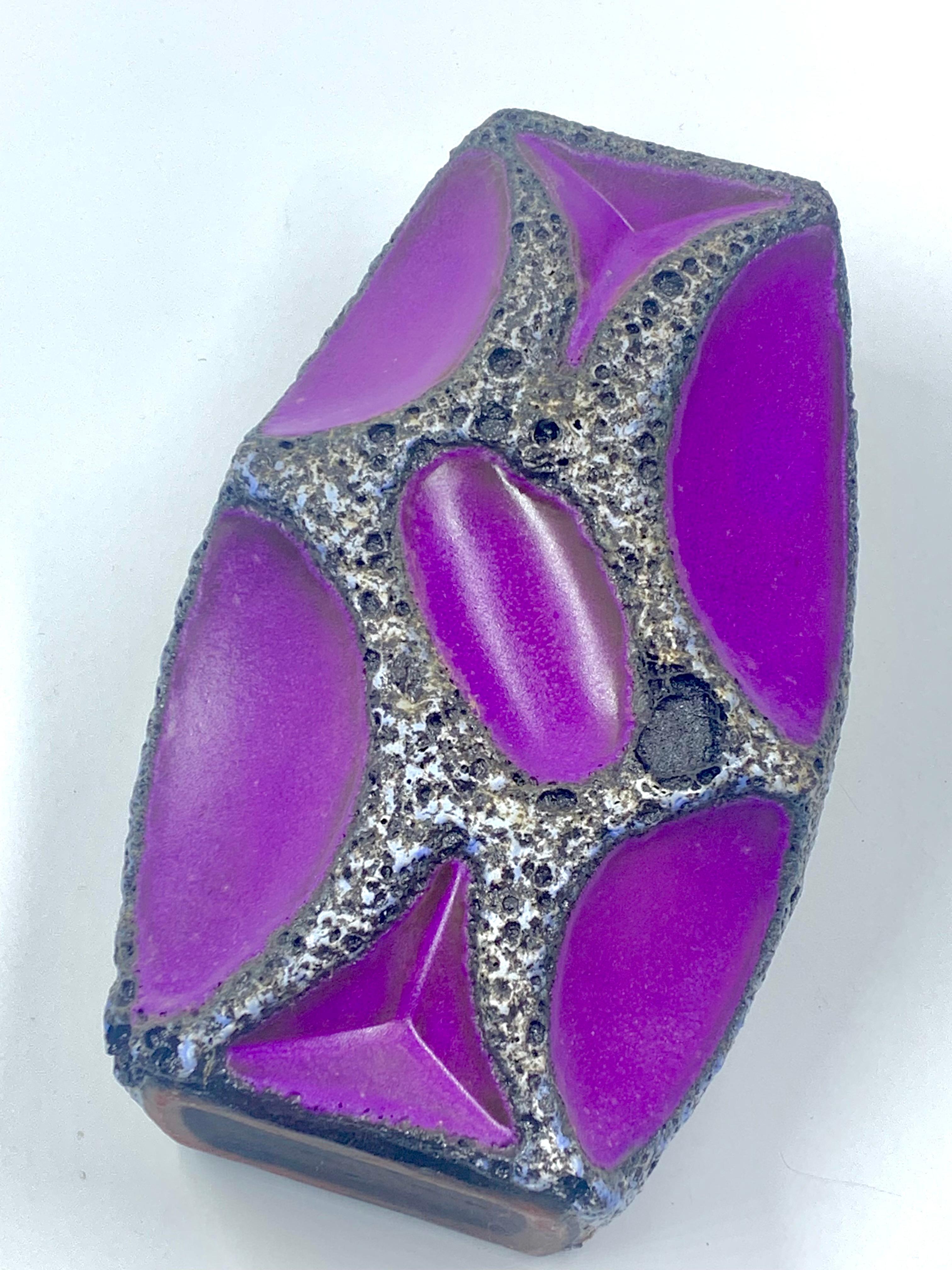 Roth Keramik purple and white and black lava glazed vase, West Germany, c.1970 For Sale 2
