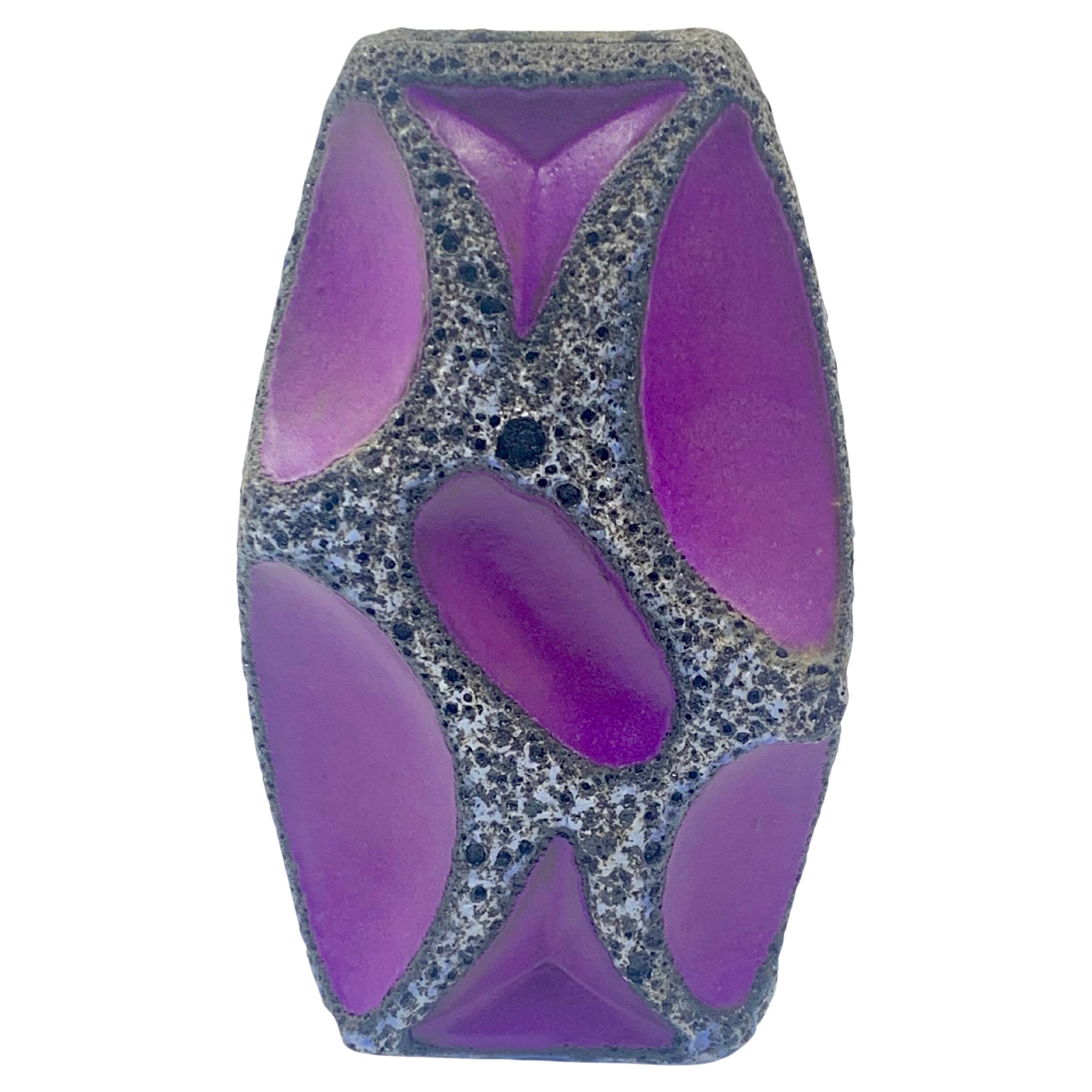 Jarrón Roth Keramik esmaltado en lava morada y blanca y negra, Alemania Occidental, c.1970