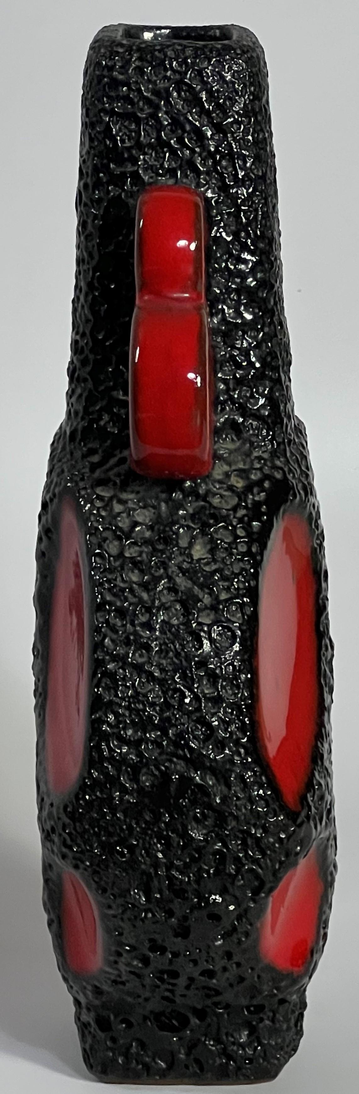 Roth Keramik Red Fat Lava Banjo Vase Germany 313 In Good Condition For Sale In Mobile, AL
