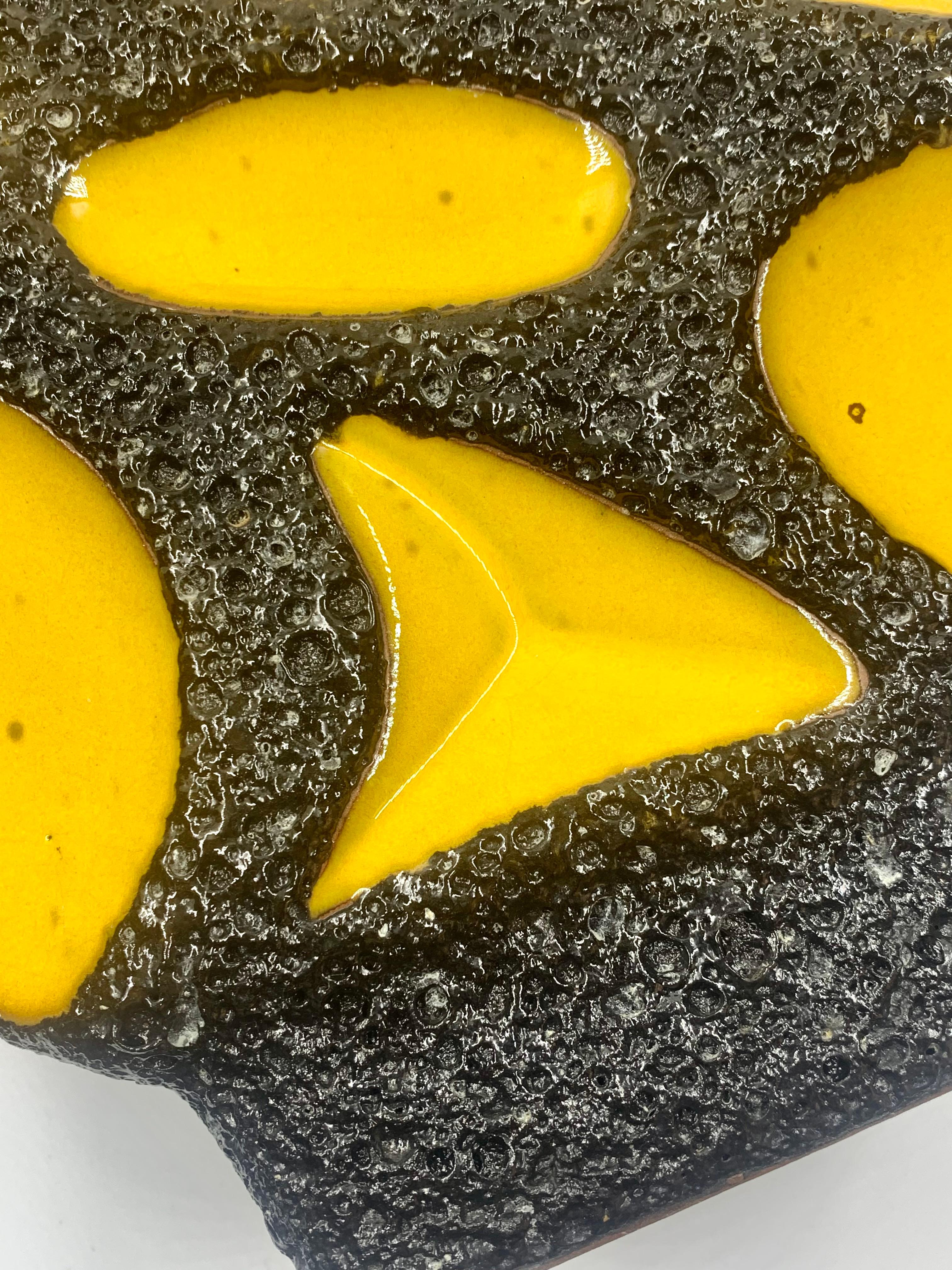Ceramica Roth Keramik, smalto lavico giallo e nero, 41 cm, Wet Germania, 1970 circa. in vendita