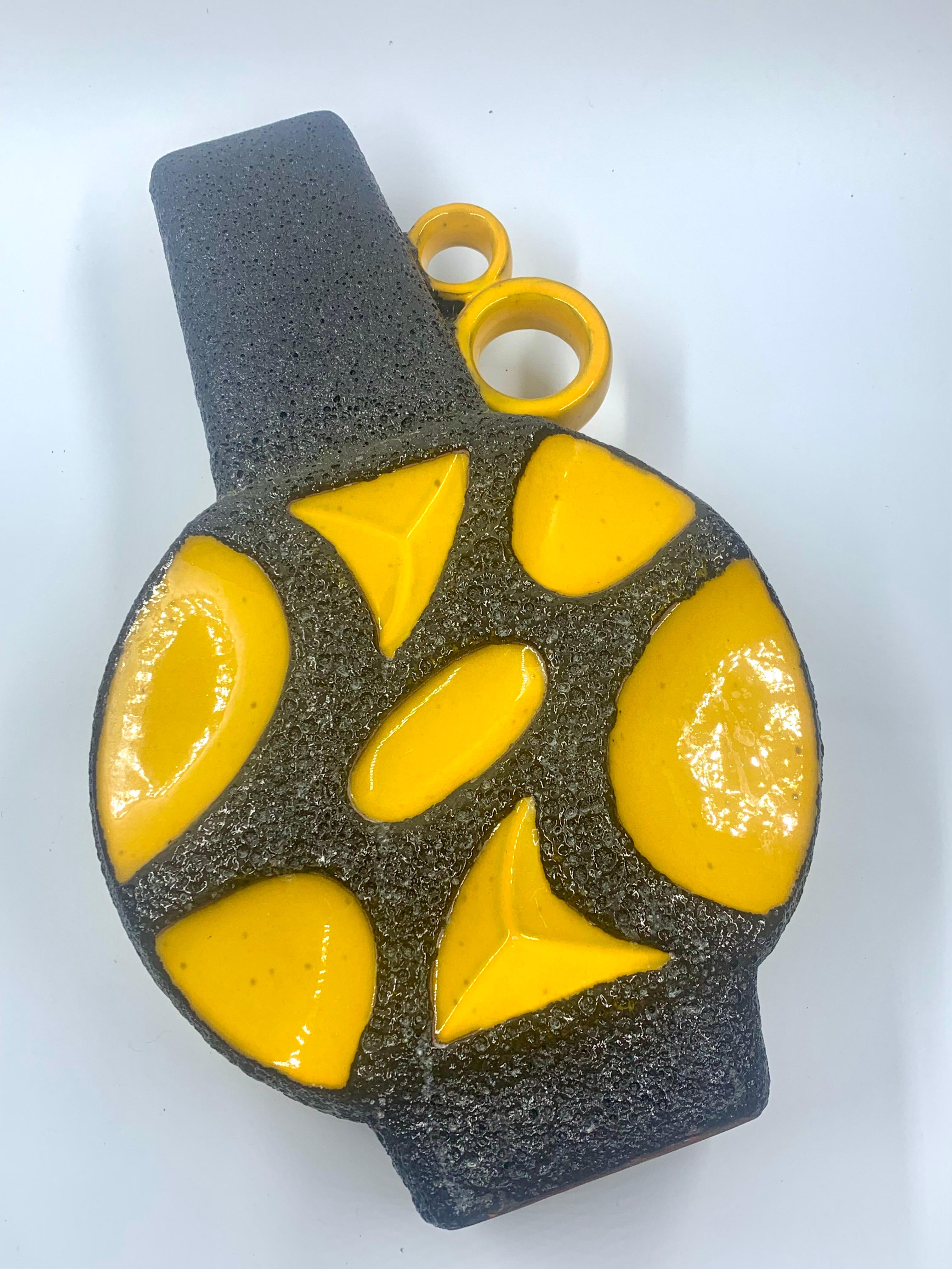 Roth Keramik, smalto lavico giallo e nero, 41 cm, Wet Germania, 1970 circa. in vendita 1