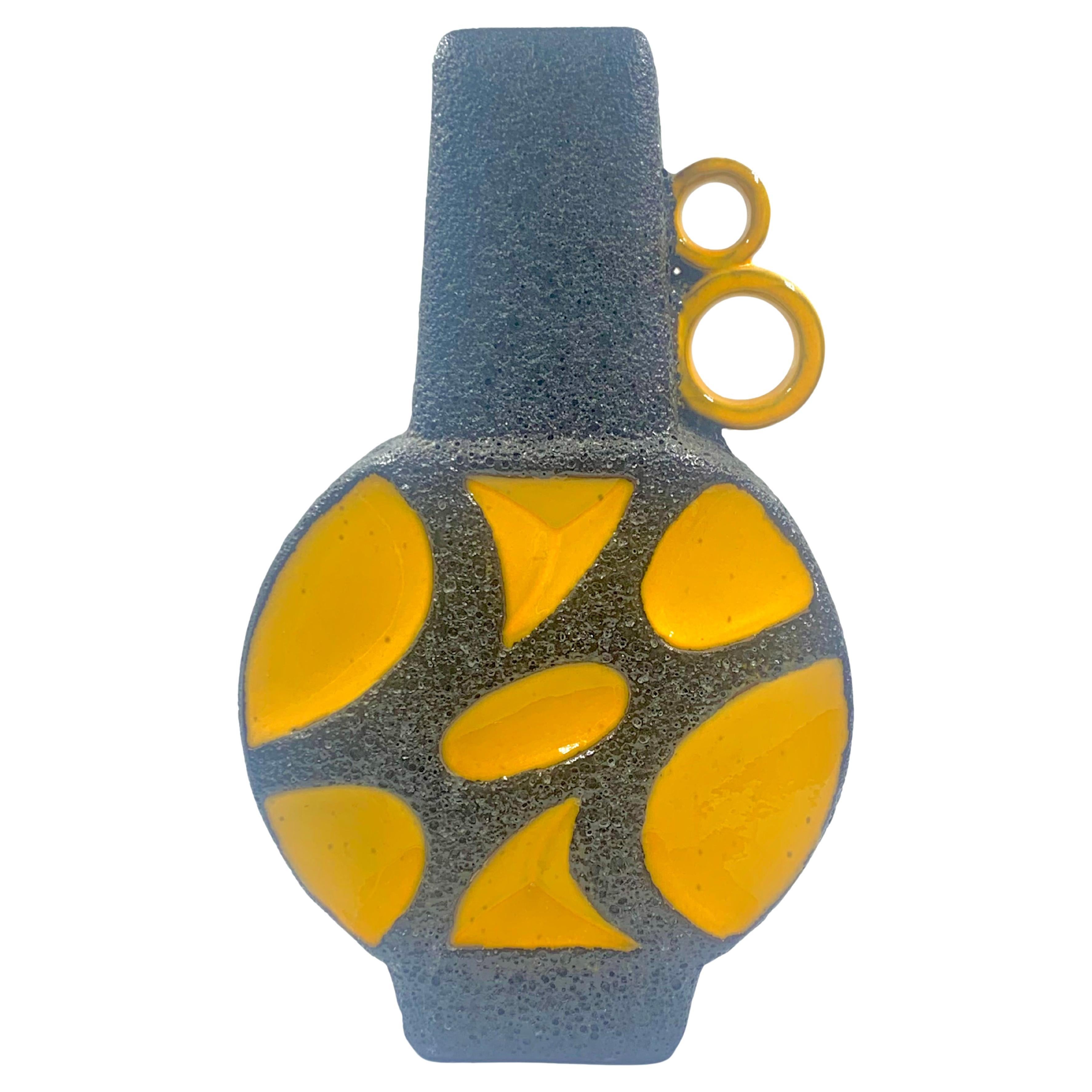 Esmalte de lava amarillo y negro Roth Keramik, 41 cm, Alemania húmeda, c. 1970.