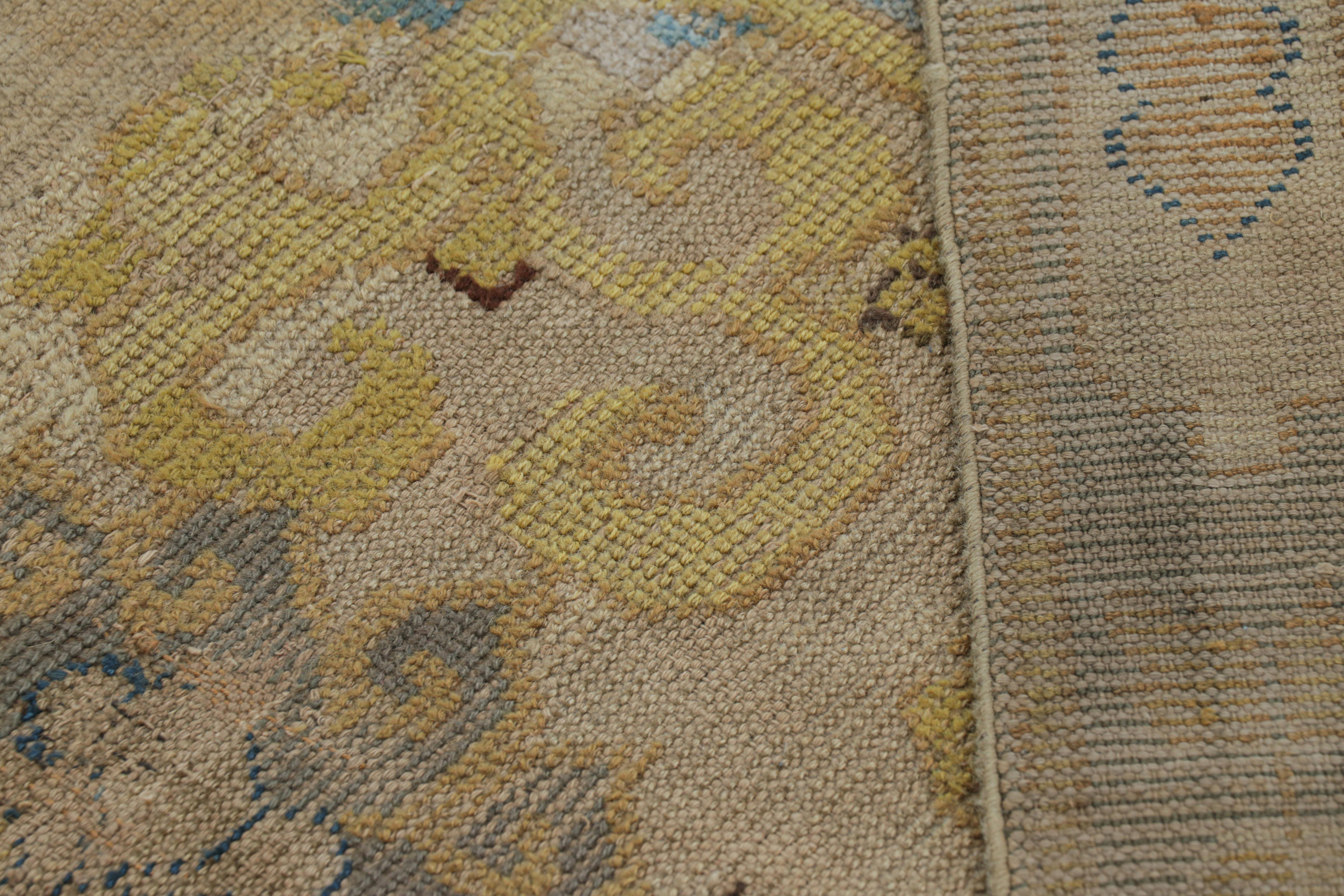 Tapis carré Ningxia chinois ancien Rothschild avec fleurs en vente 1