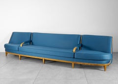 Rothschild & Gaudissard, Monumentales blaues Sofa aus Giltwood, Frankreich, um 1935