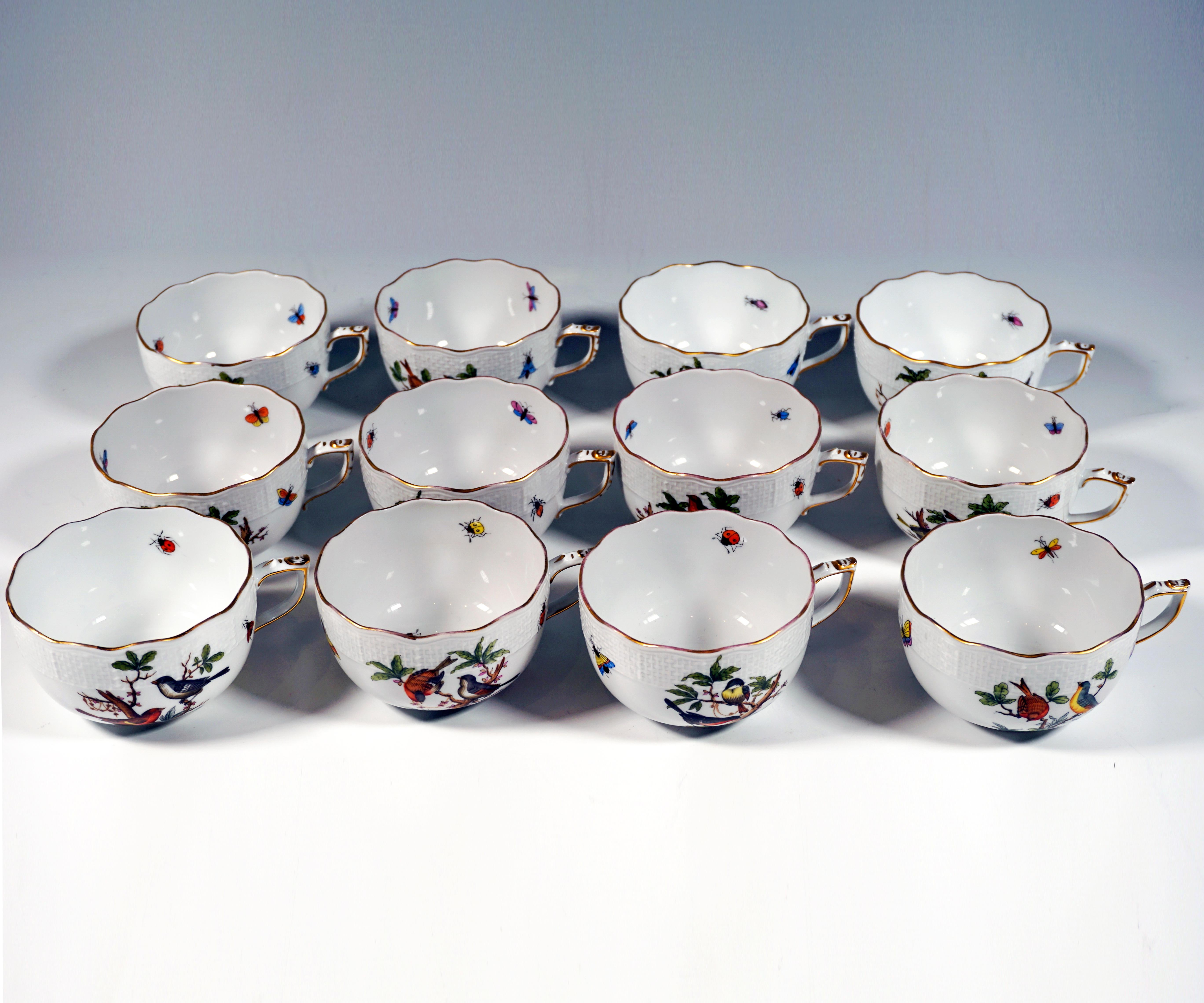 Rothschild Oiseaux Coffee & Dessert Set For 12 Persons Herend Hungary, 20th C For Sale 2