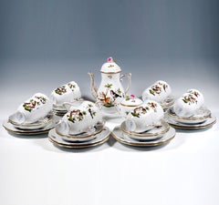 Rothschild Oiseaux Coffee & Dessert Set For 12 Persons Herend Hungary 20th C.