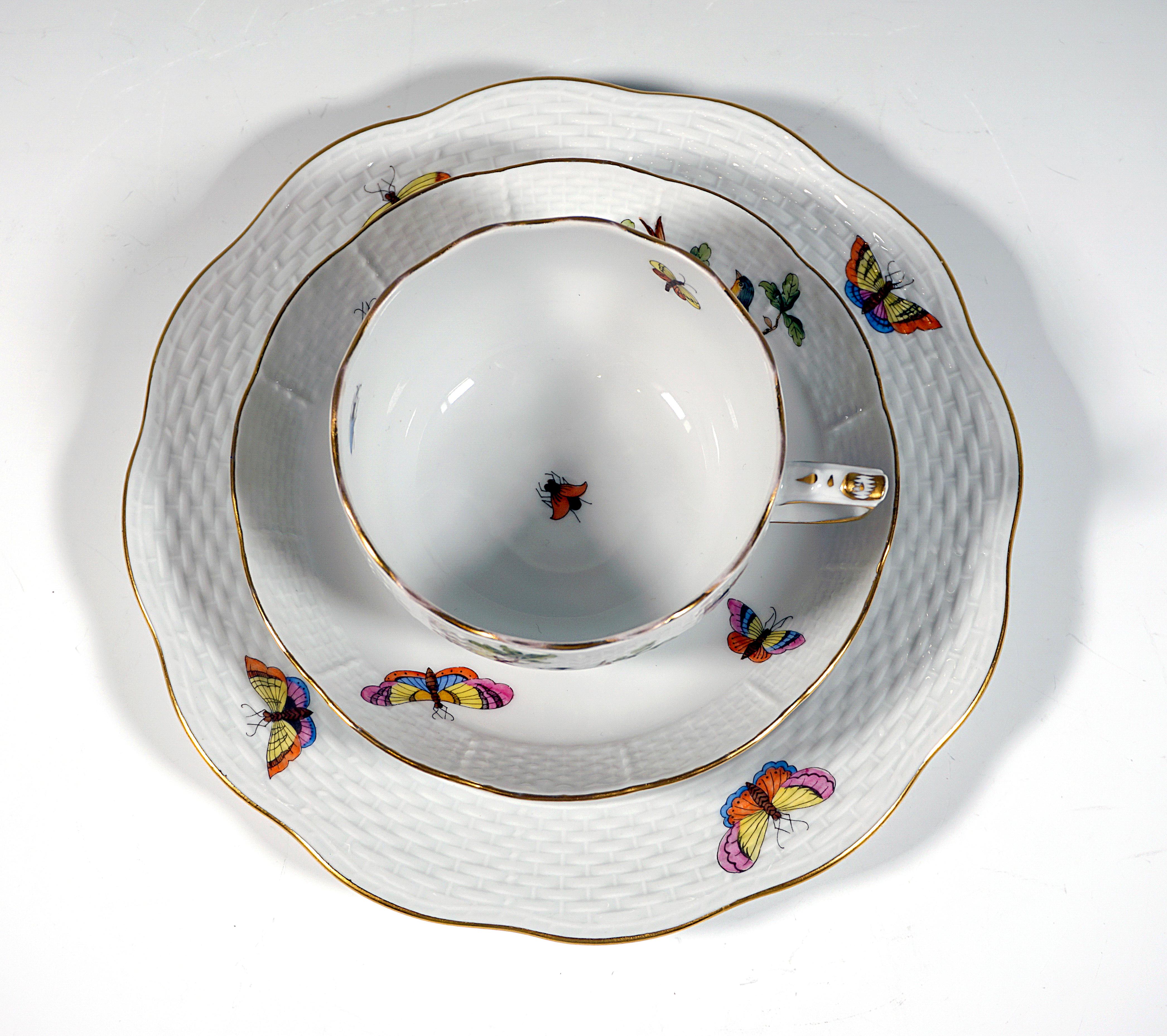 20th Century Rothschild Oiseaux Coffee & Dessert Set For 12 Persons Herend Hungary, 20th C For Sale