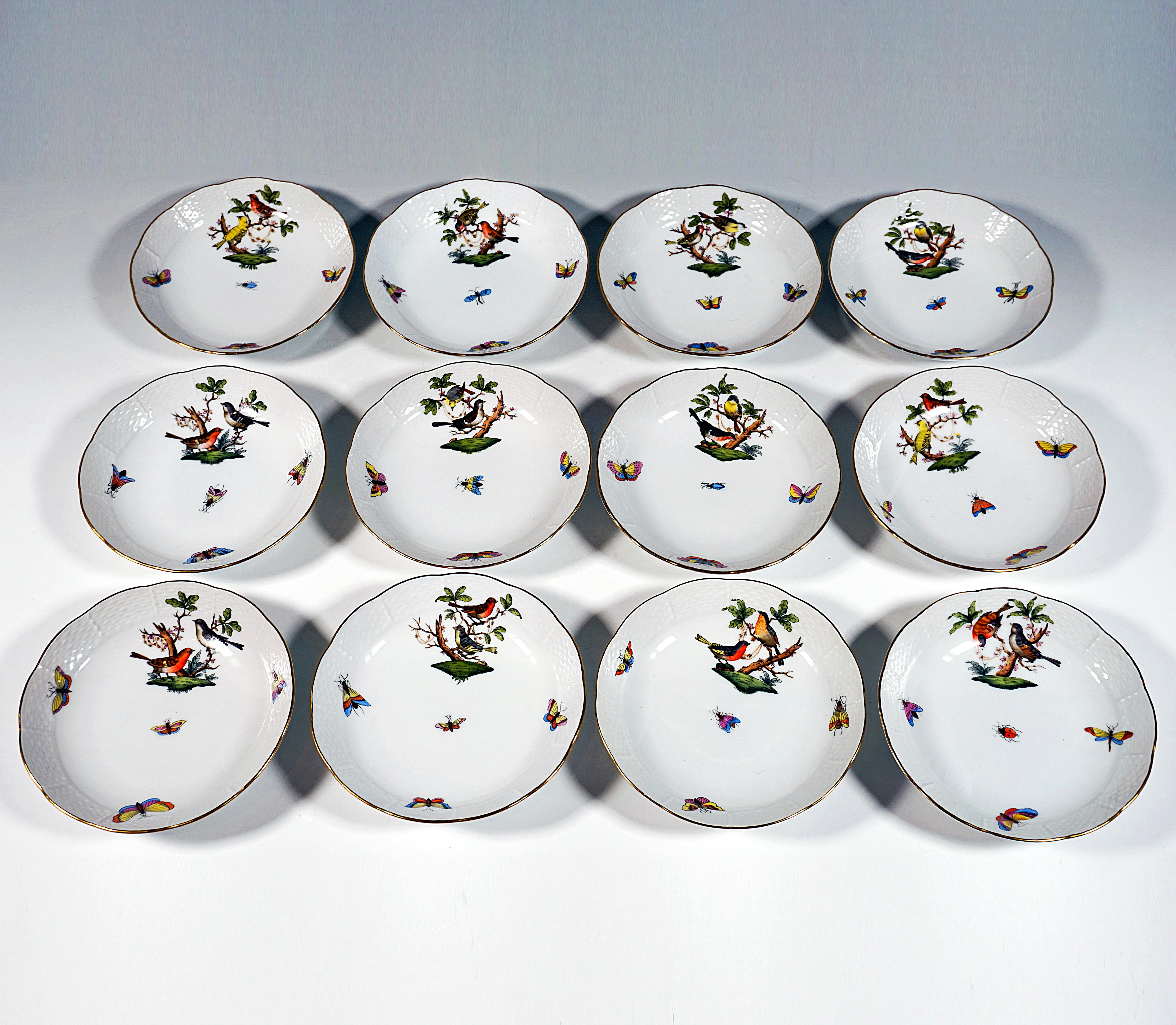 Rothschild Oiseaux Coffee & Dessert Set For 12 Persons Herend Hungary, 20th C For Sale 1