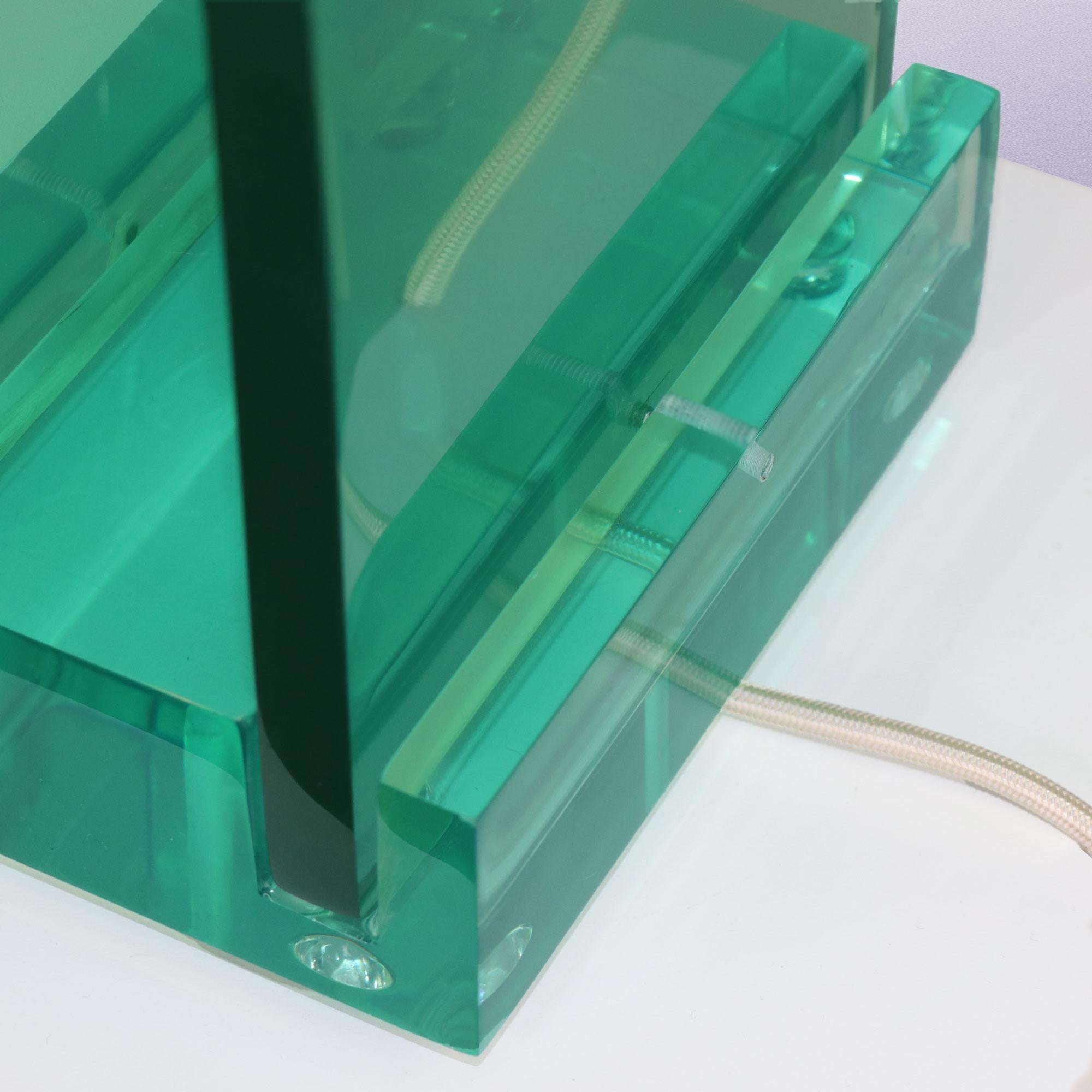 Modern Rotonda Table Lamp in Green Crystal Resin by Adrian Cruz Elements