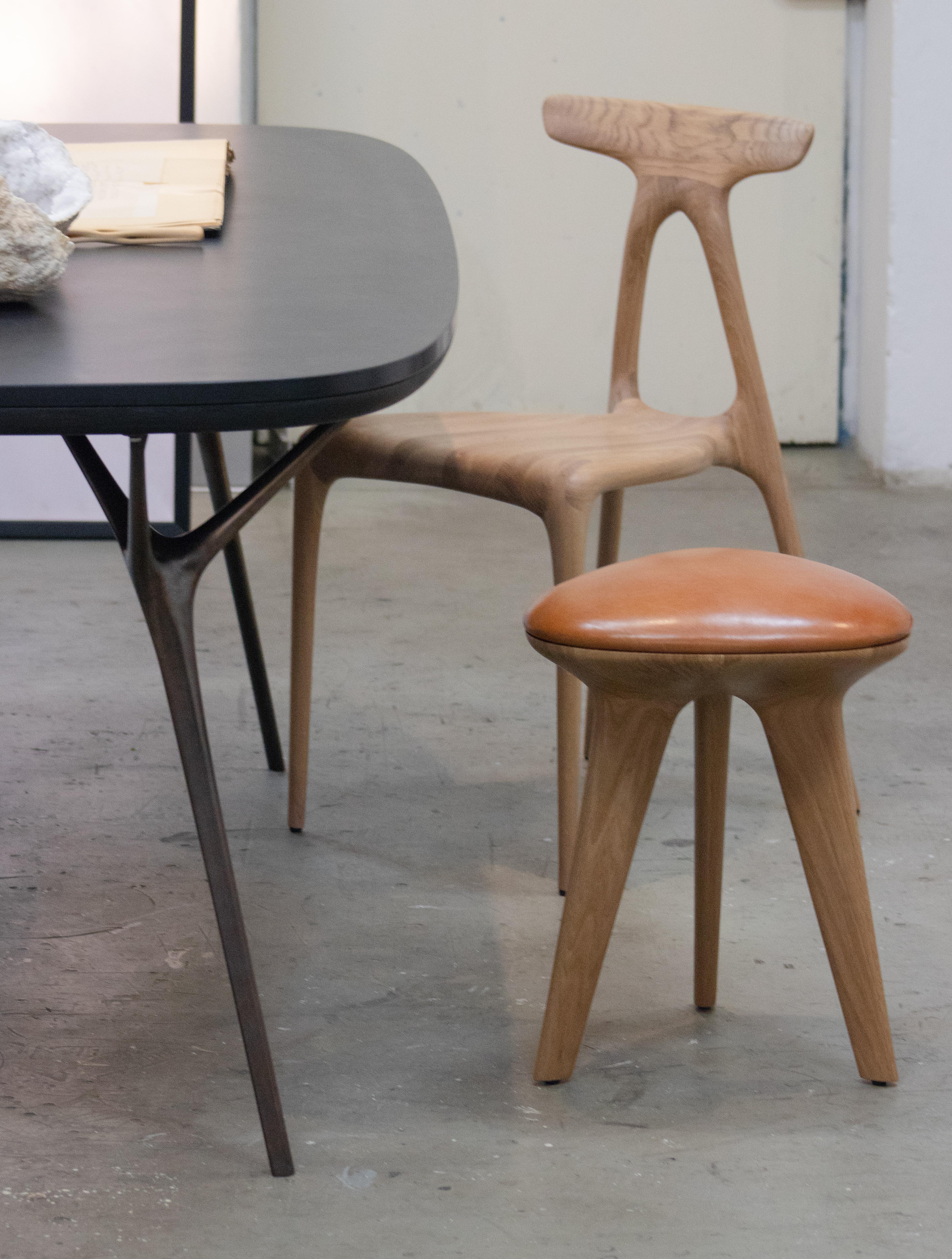 Minimalist Rotor, Solid Oak Stool with Padded Tan Leather Seat by Made in Ratio For Sale