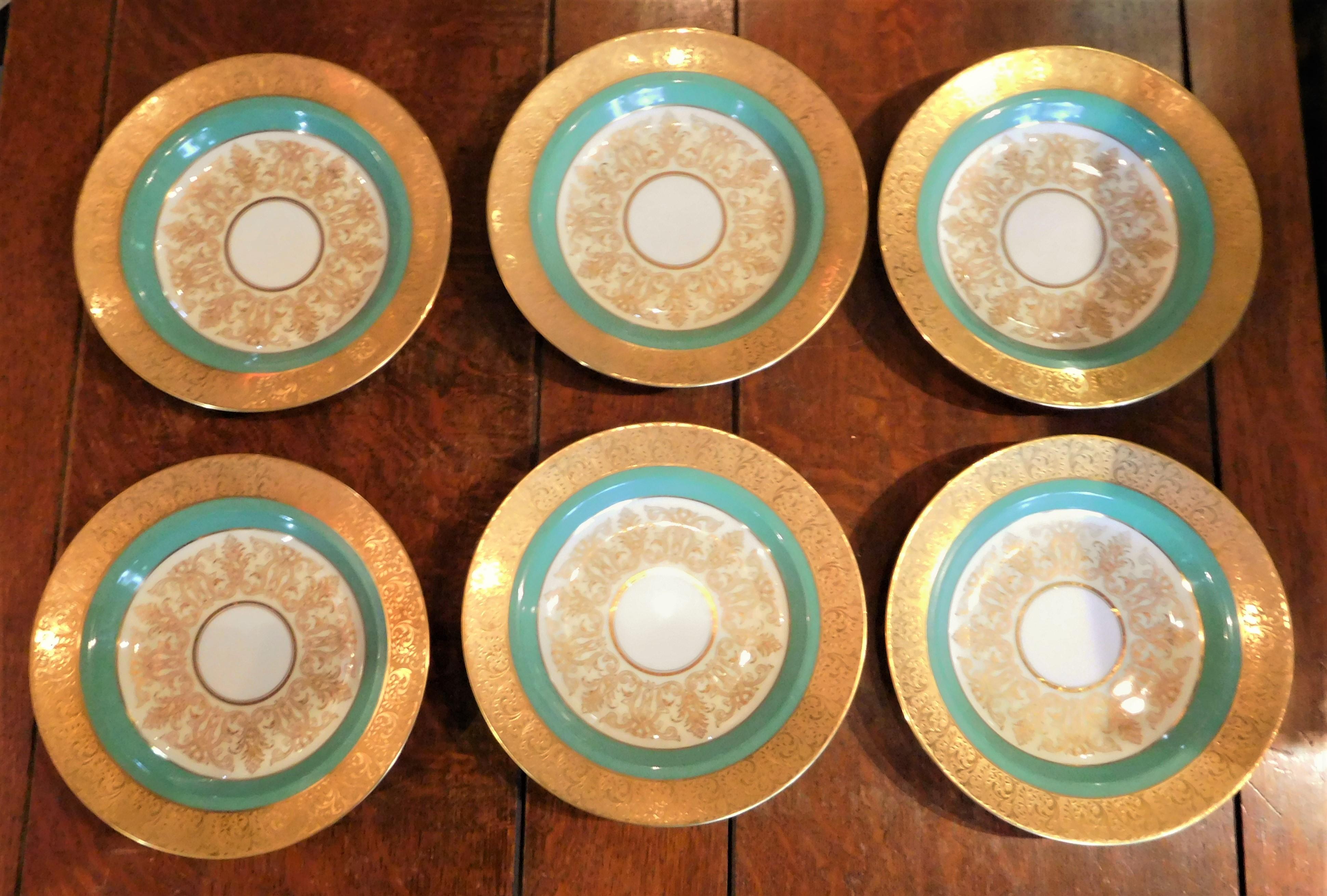French Rouard of Paris 11-piece Partial Set of Pompadour Green and Gold Dinner Service