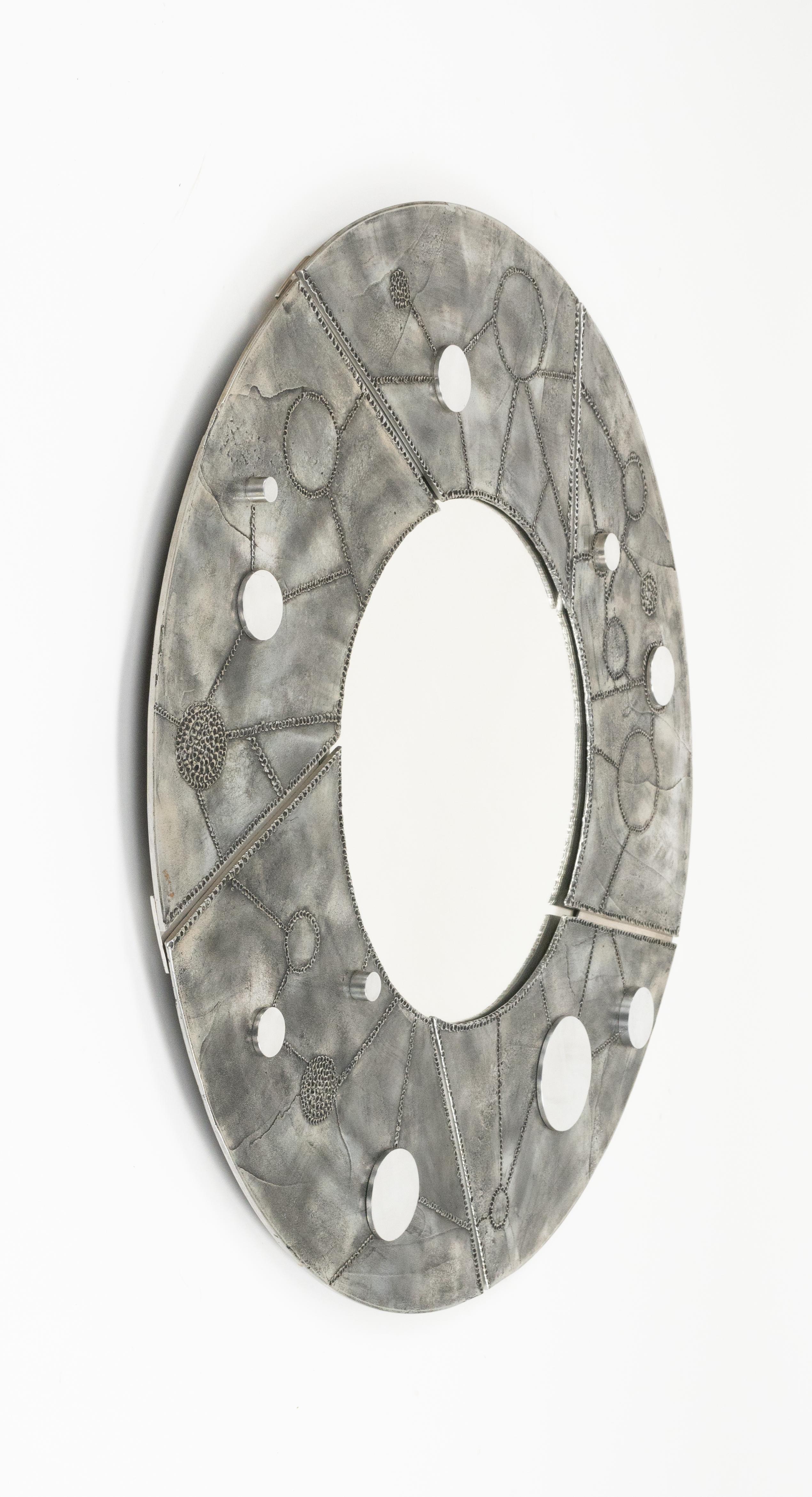Late 20th Century Round Wall Mirror in Aluminum and steel by Bianca Garinei for Banci, Italy 1970s For Sale