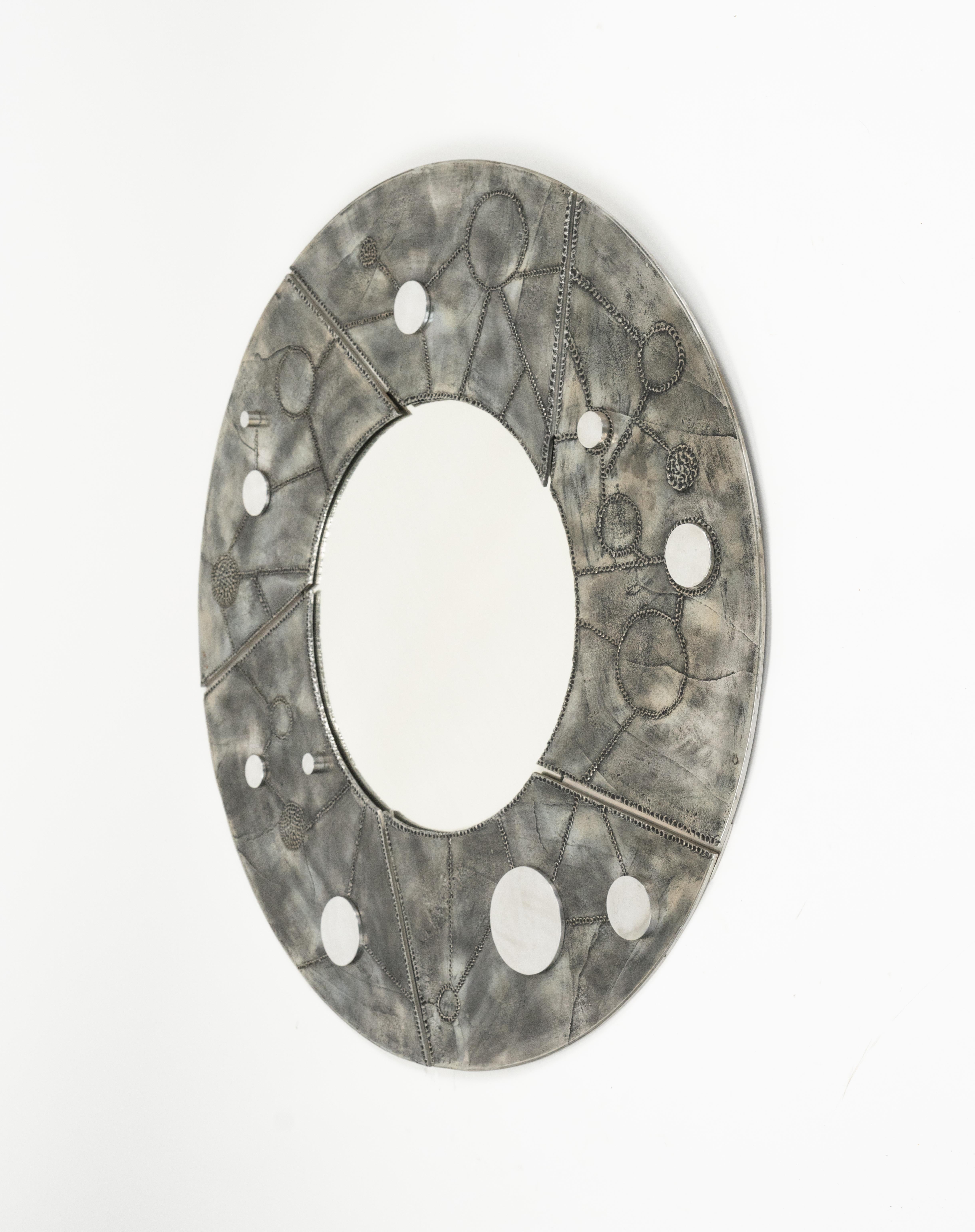 Round Wall Mirror in Aluminum and steel by Bianca Garinei for Banci, Italy 1970s For Sale 1