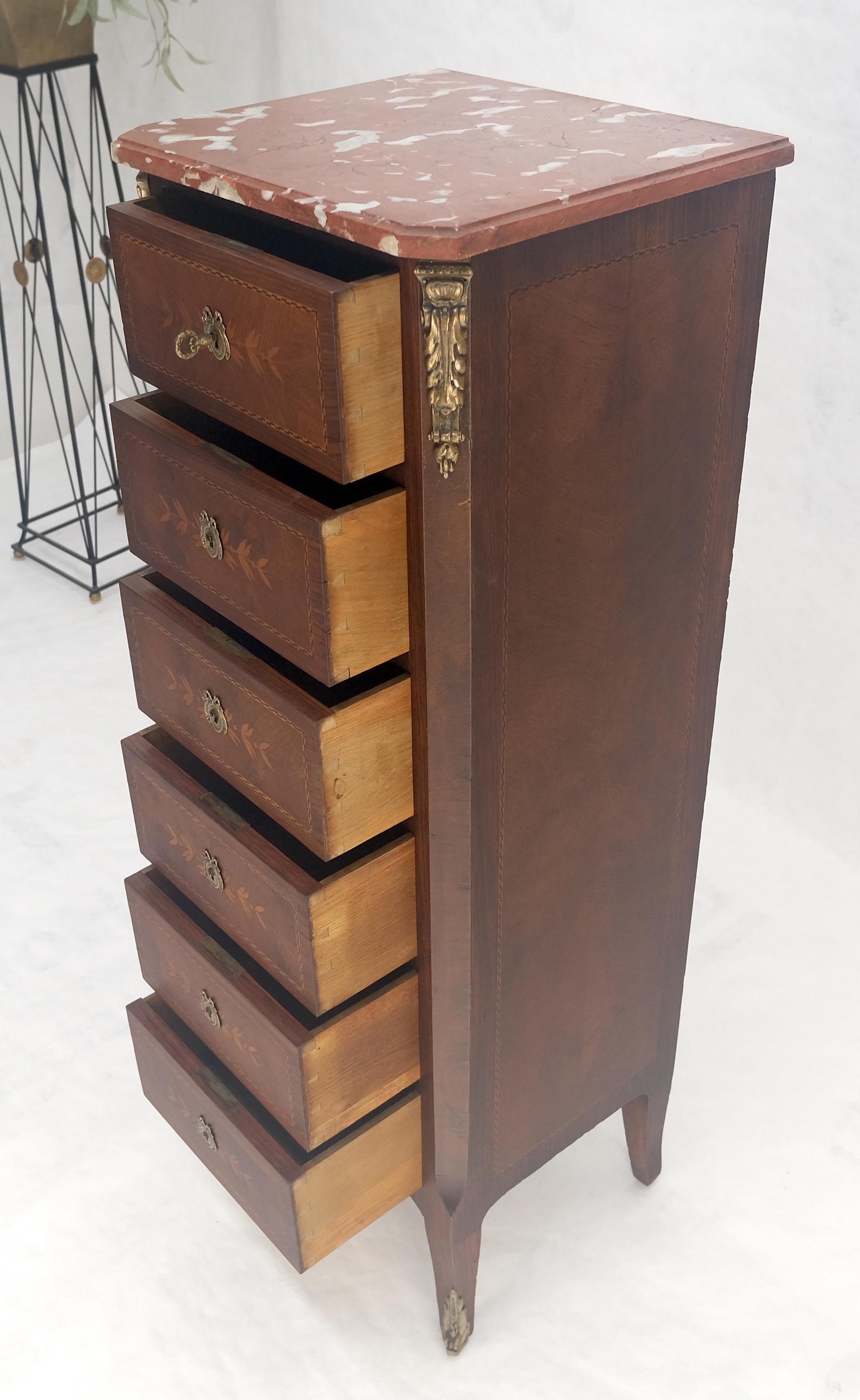 Rouge Marble Top 6 cassetti con code di rondine Cassettone lingerie francese Luigi XV in vendita 1