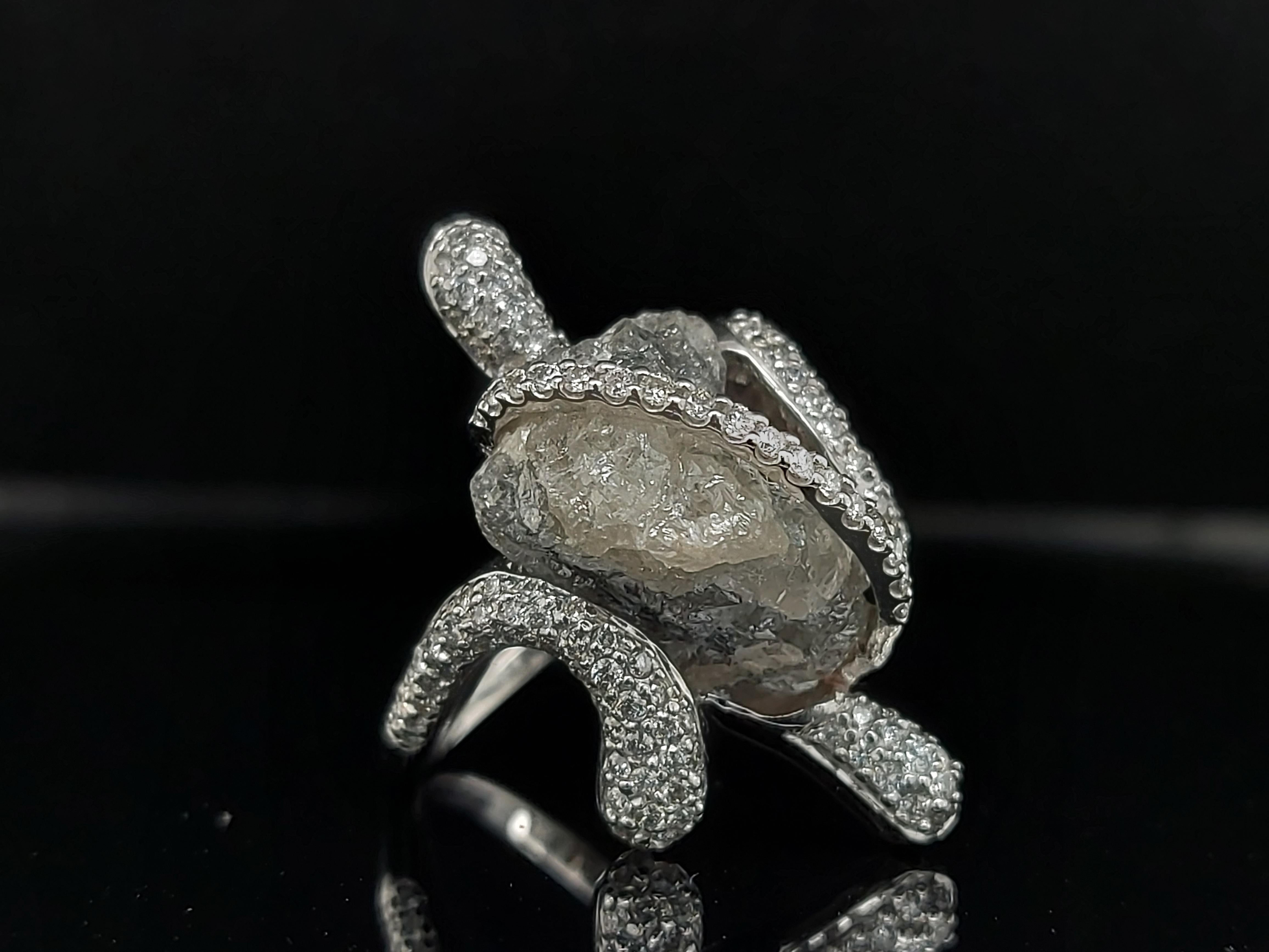 Rough 14 Carat Center and Brilliant Cut Diamond Unique Handmade White Gold Ring For Sale 5