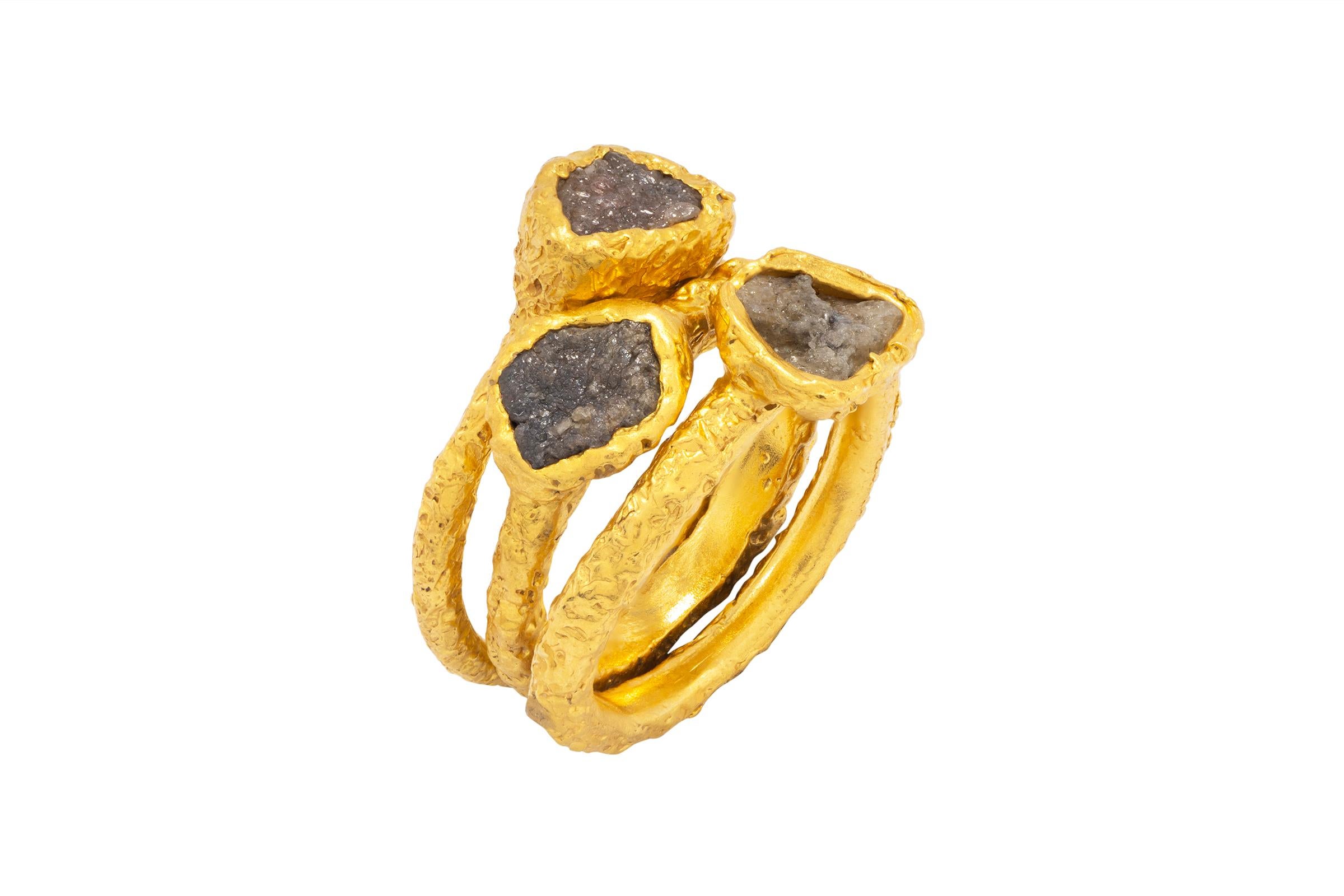 Rough Diamond Stacking Rings in 22k Gold by Tagili In New Condition In New York, NY