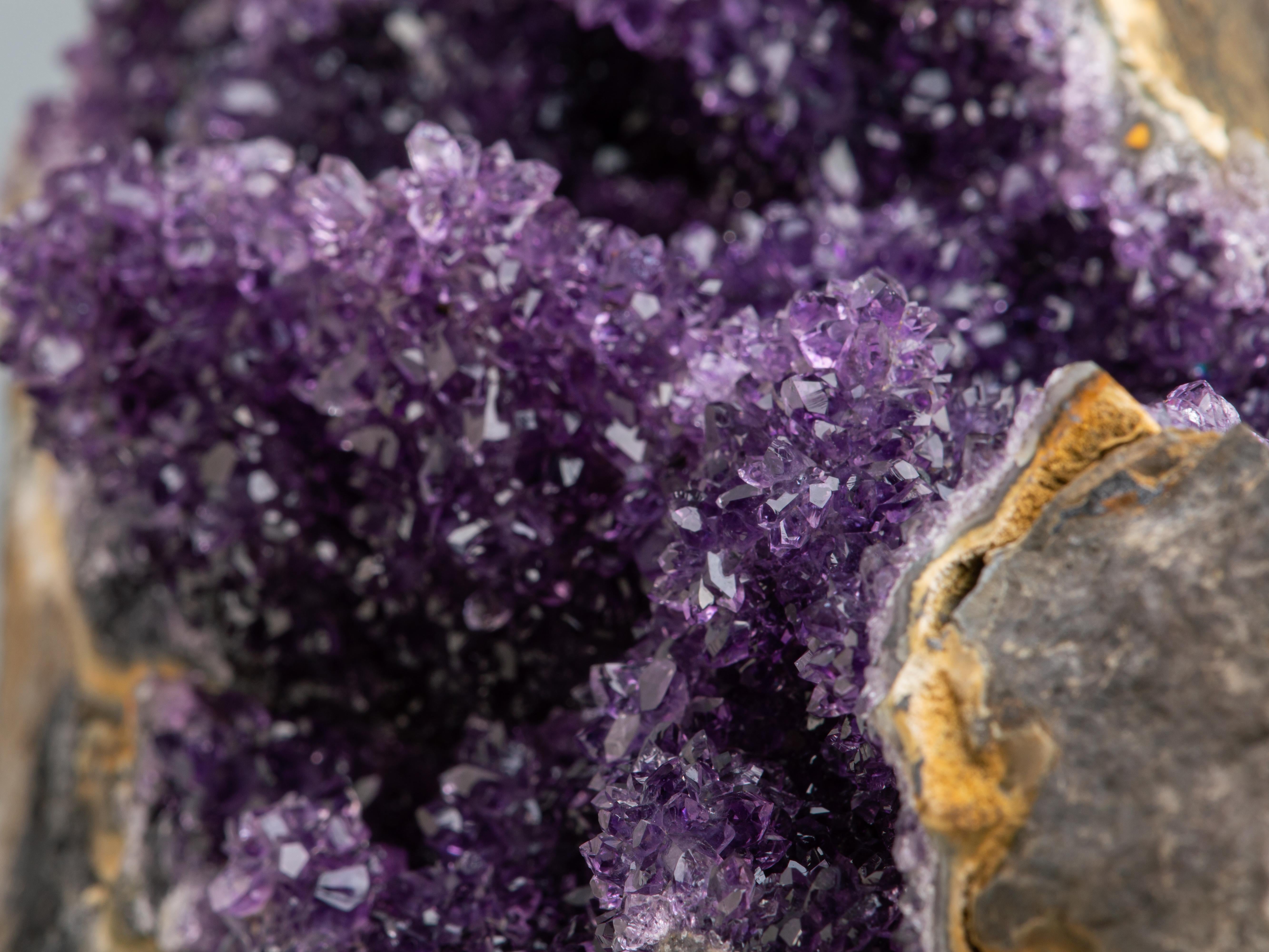Rough geode section with contrasting amethyst For Sale 9
