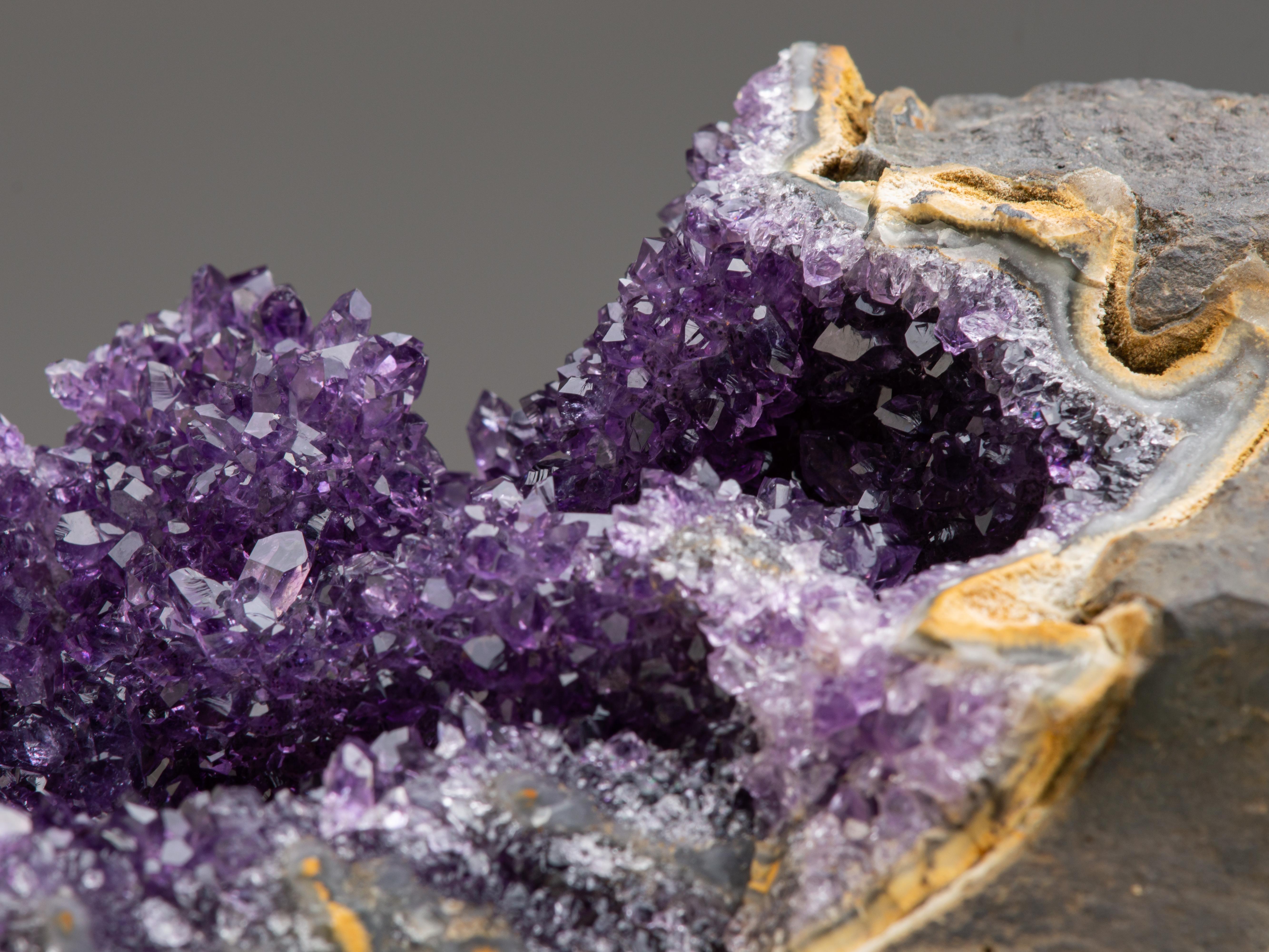 Rough geode section with contrasting amethyst For Sale 3