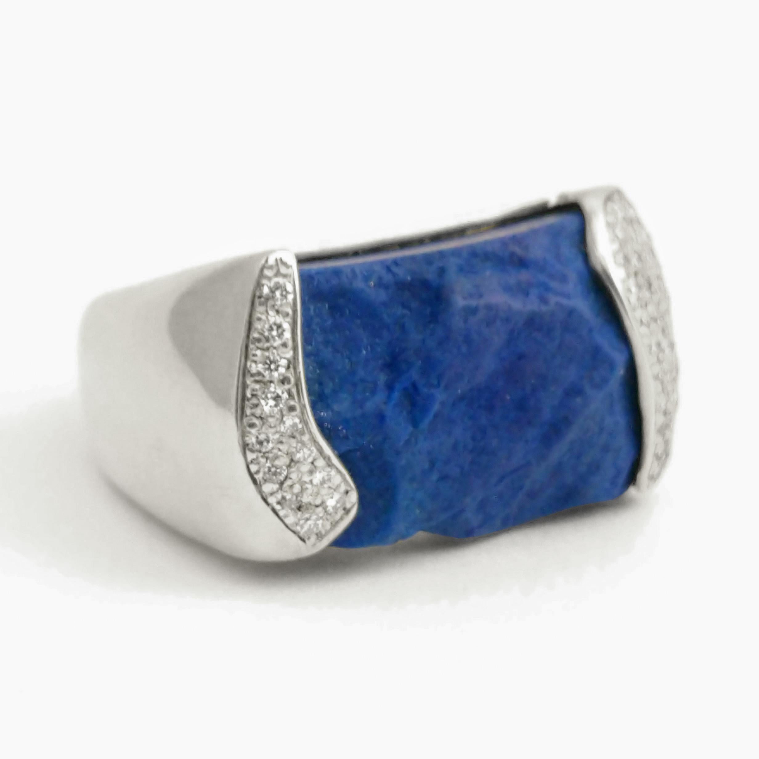 Contemporary Rough Lapis and Pave Diamonds Statement Ring Stylish Western Look in Silver For Sale
