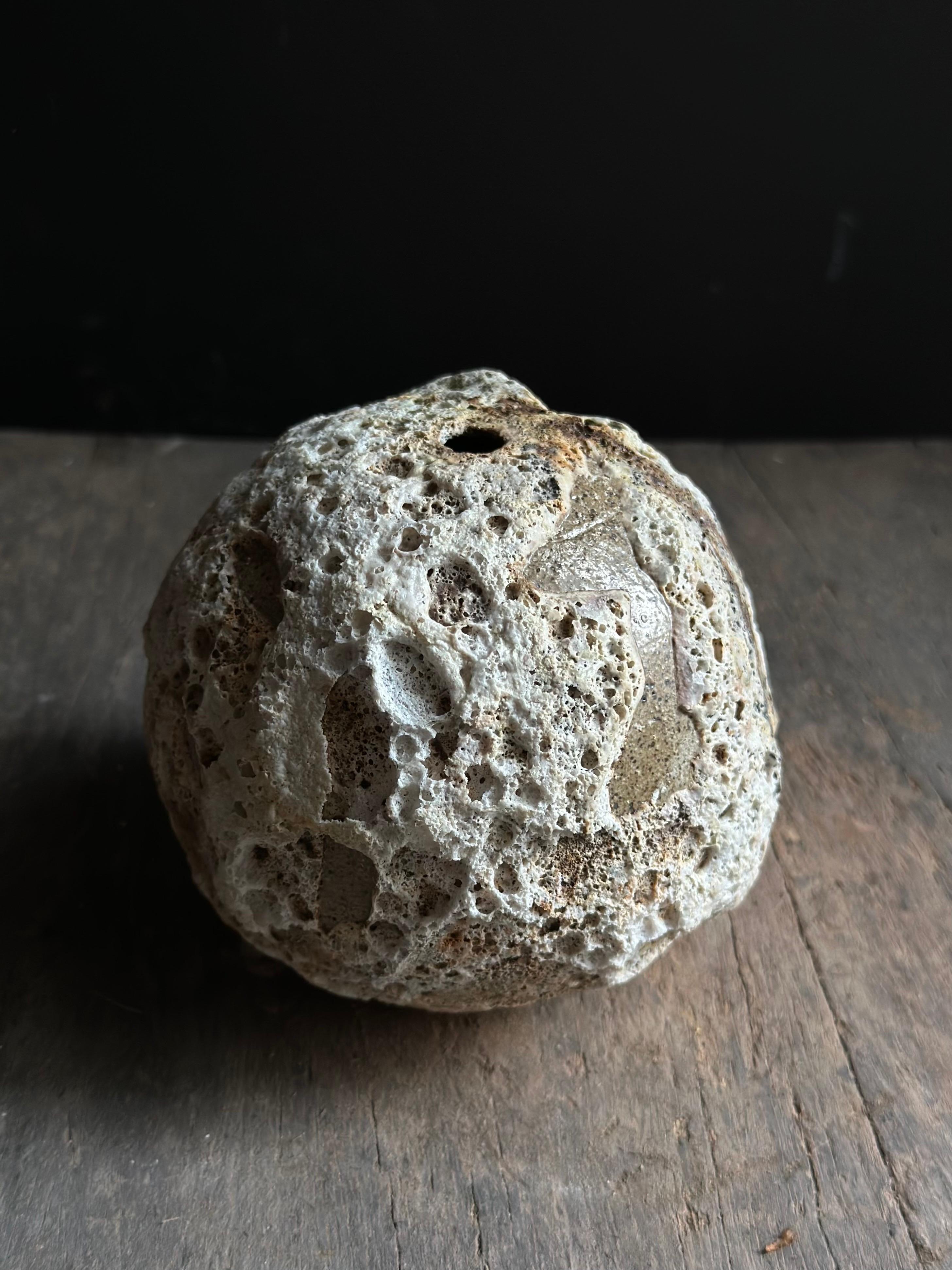 Américain Vase à bourgeons rustique organique texturé brut en vente