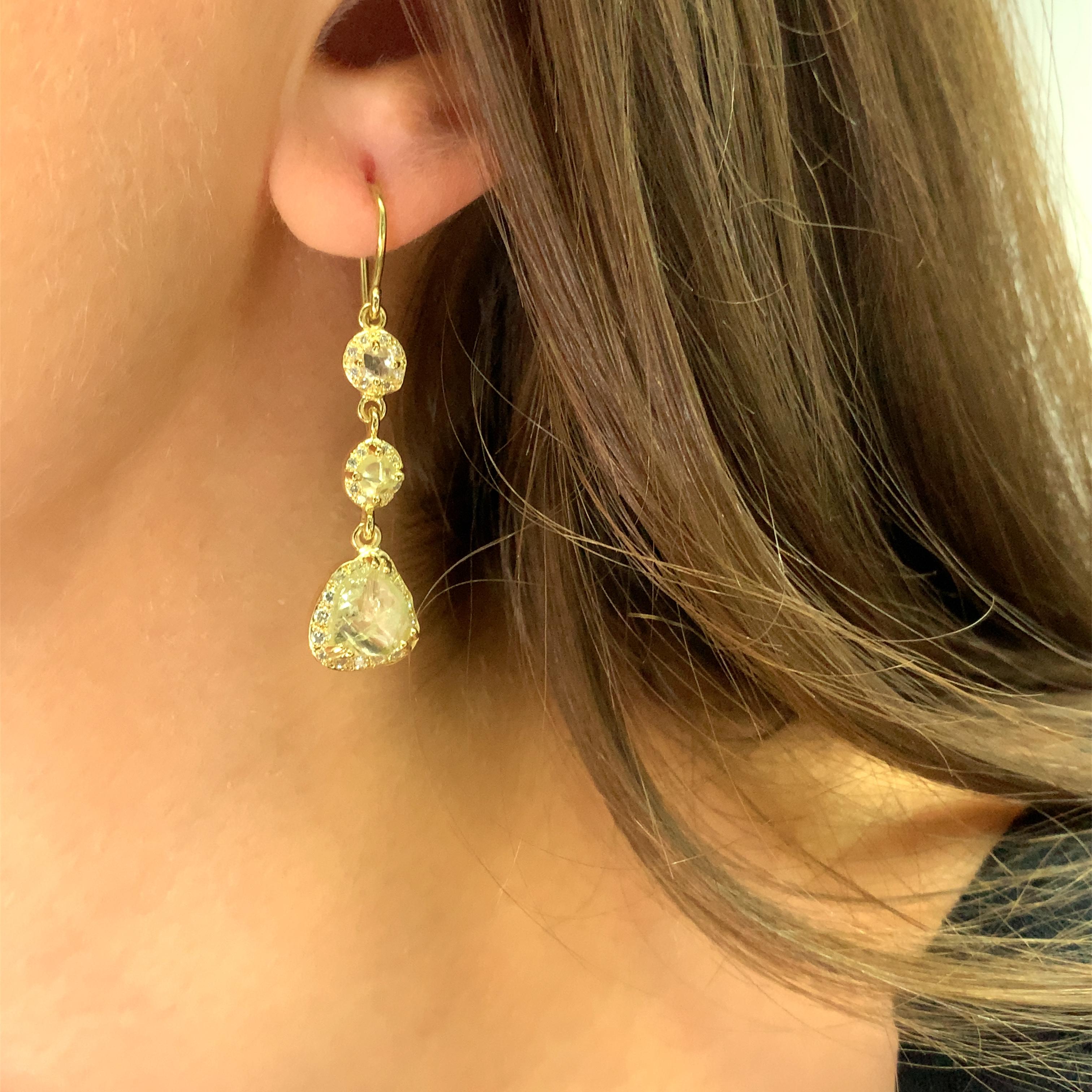 Art Deco Rough yellow diamond art deco drop earrings 18k yellow gold For Sale