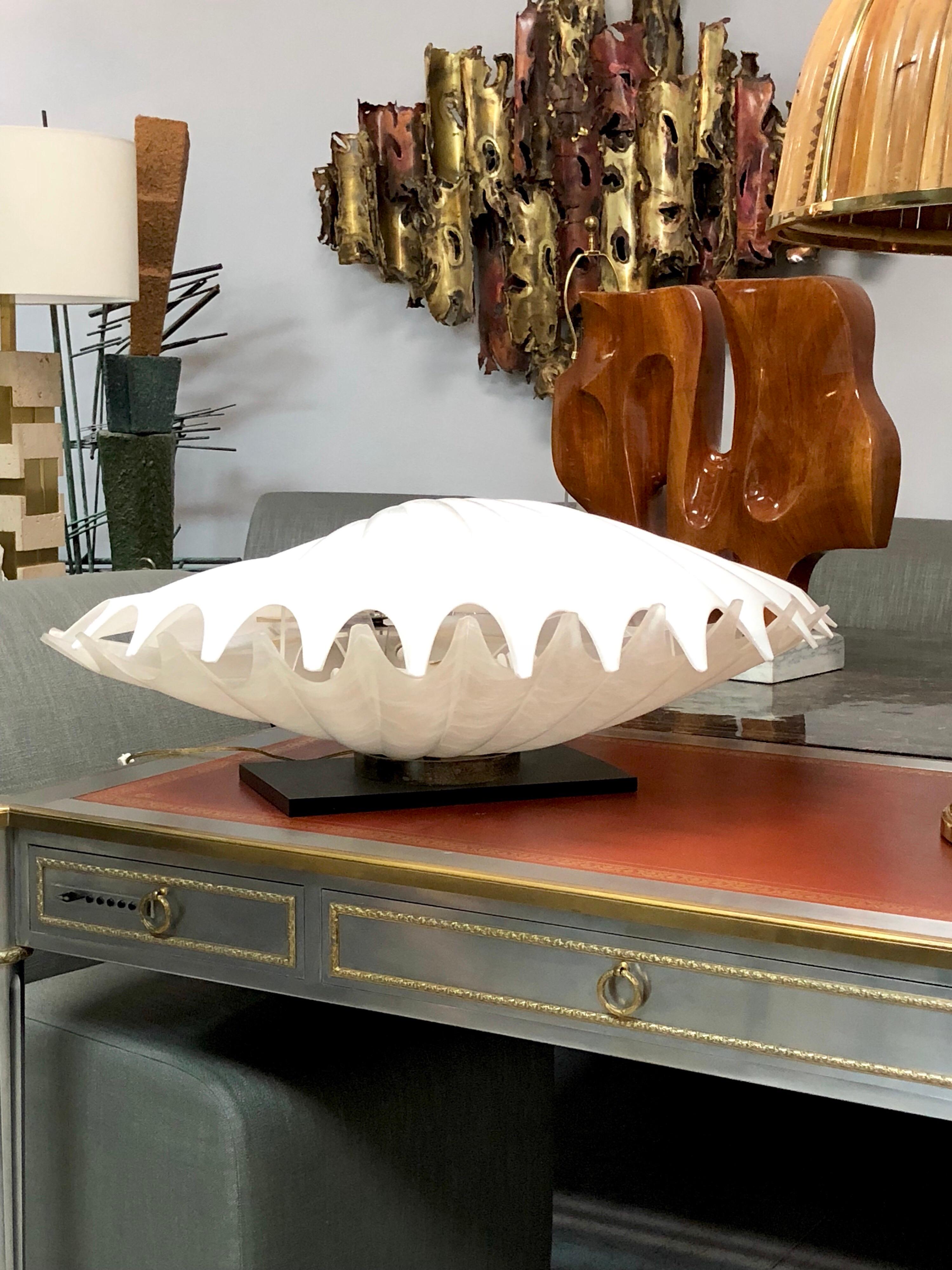 Canadian Rougier Giant Clam Lucite Lamp, 1970s