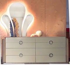 Cassettiera Rougier Modern Celadon con specchio trittico illuminato Glamour