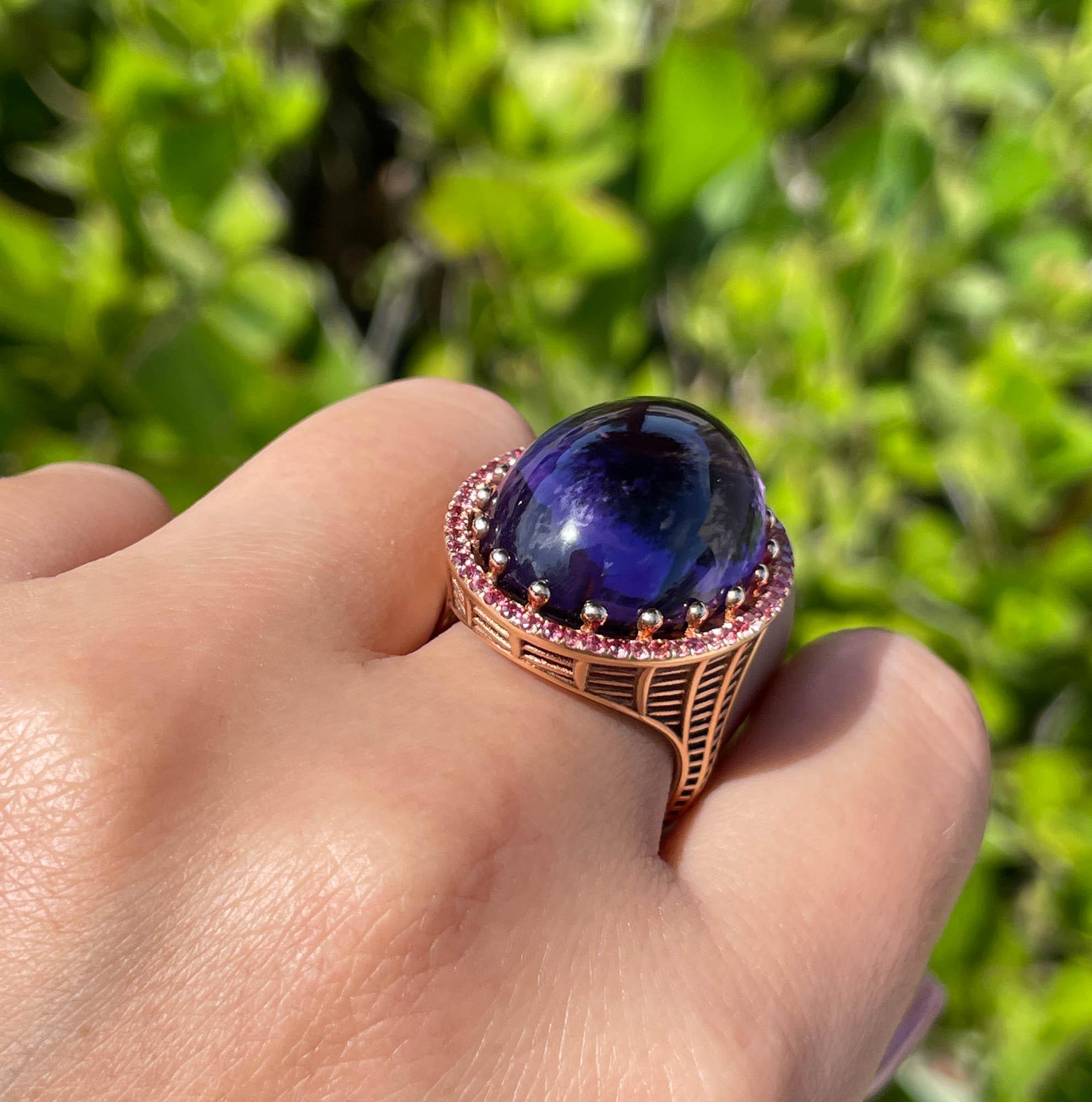 Roule & Co Amethyst Cabochon and Pink Sapphire 18k Rose Gold Cocktail Ring For Sale 3