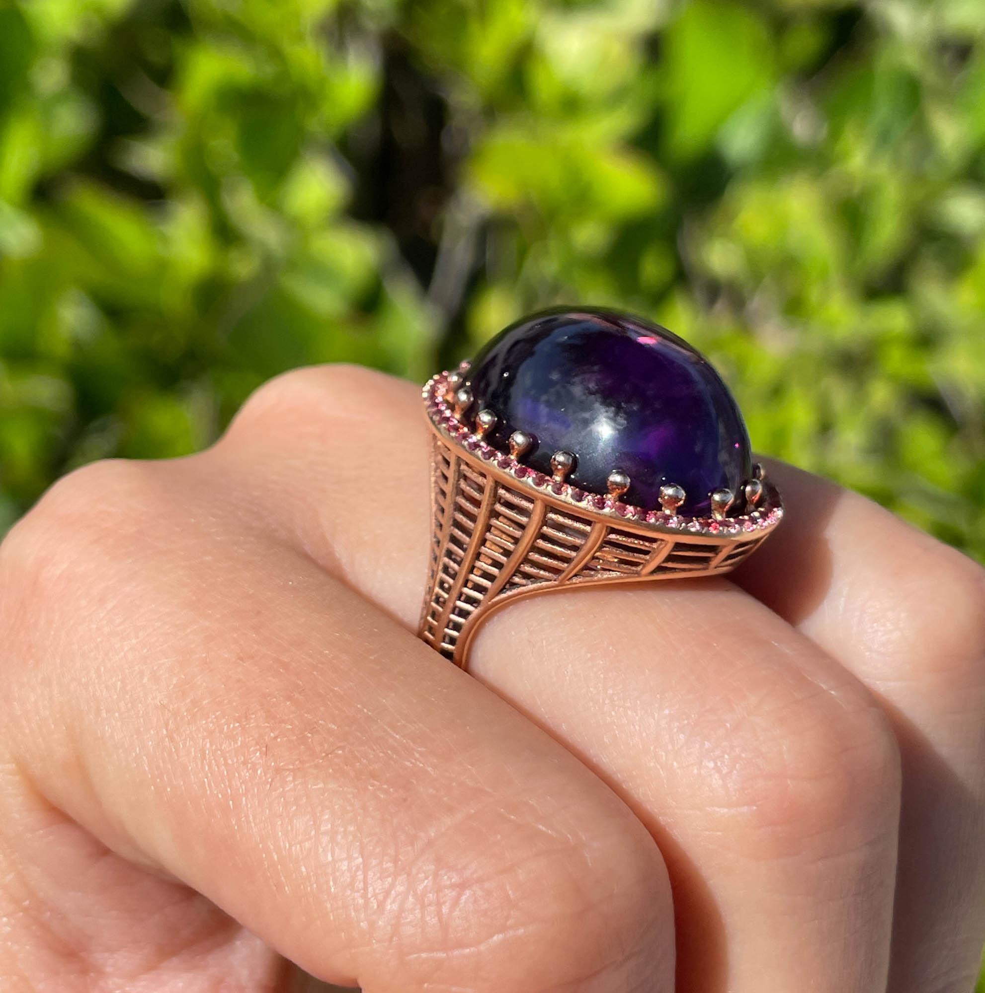 Roule & Co Amethyst Cabochon and Pink Sapphire 18k Rose Gold Cocktail Ring For Sale 4