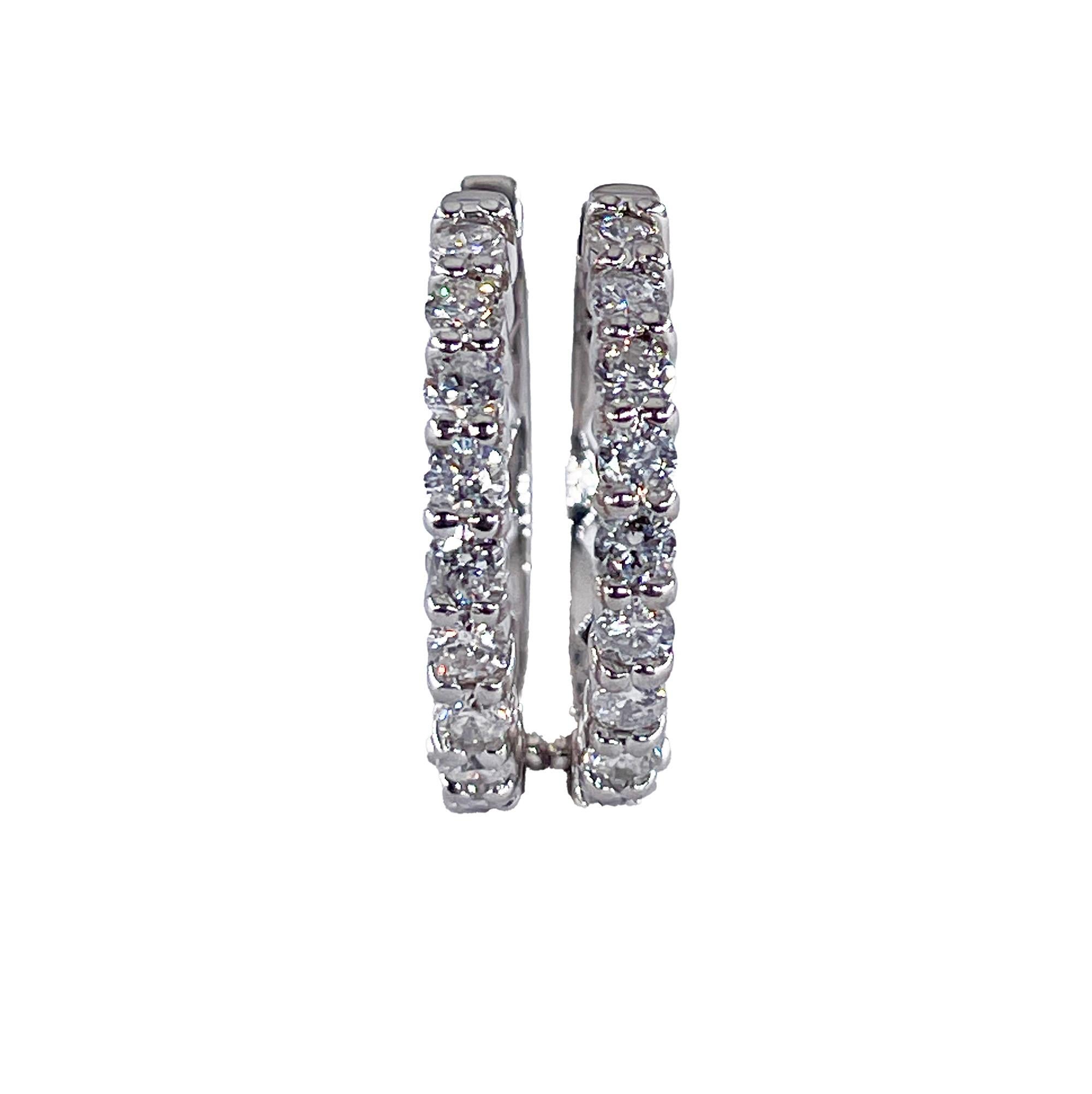 22mm Estate Round 1.10ctw Diamond Prongs 14k White Gold Hoop Earrings
Regardless of how big or small, diamond hoop earrings are an on-trend alternative to the more conservative diamond stud earrings. While hoops offer a bit of boldness, the diamonds