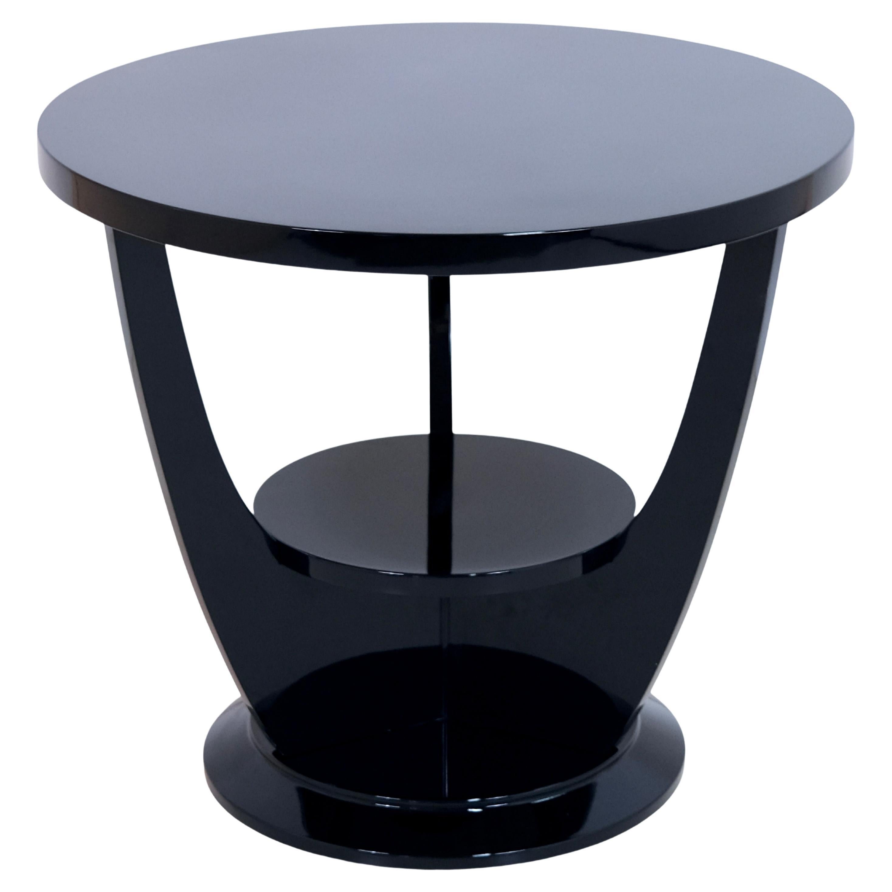 Round 1930's French Art Deco Side Table in Black Lacquer with Intermediate Shelf