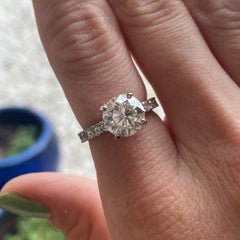 Round 2.50ct 18K White Gold Engagement Ring with Diamond Certificate VVS Clarity