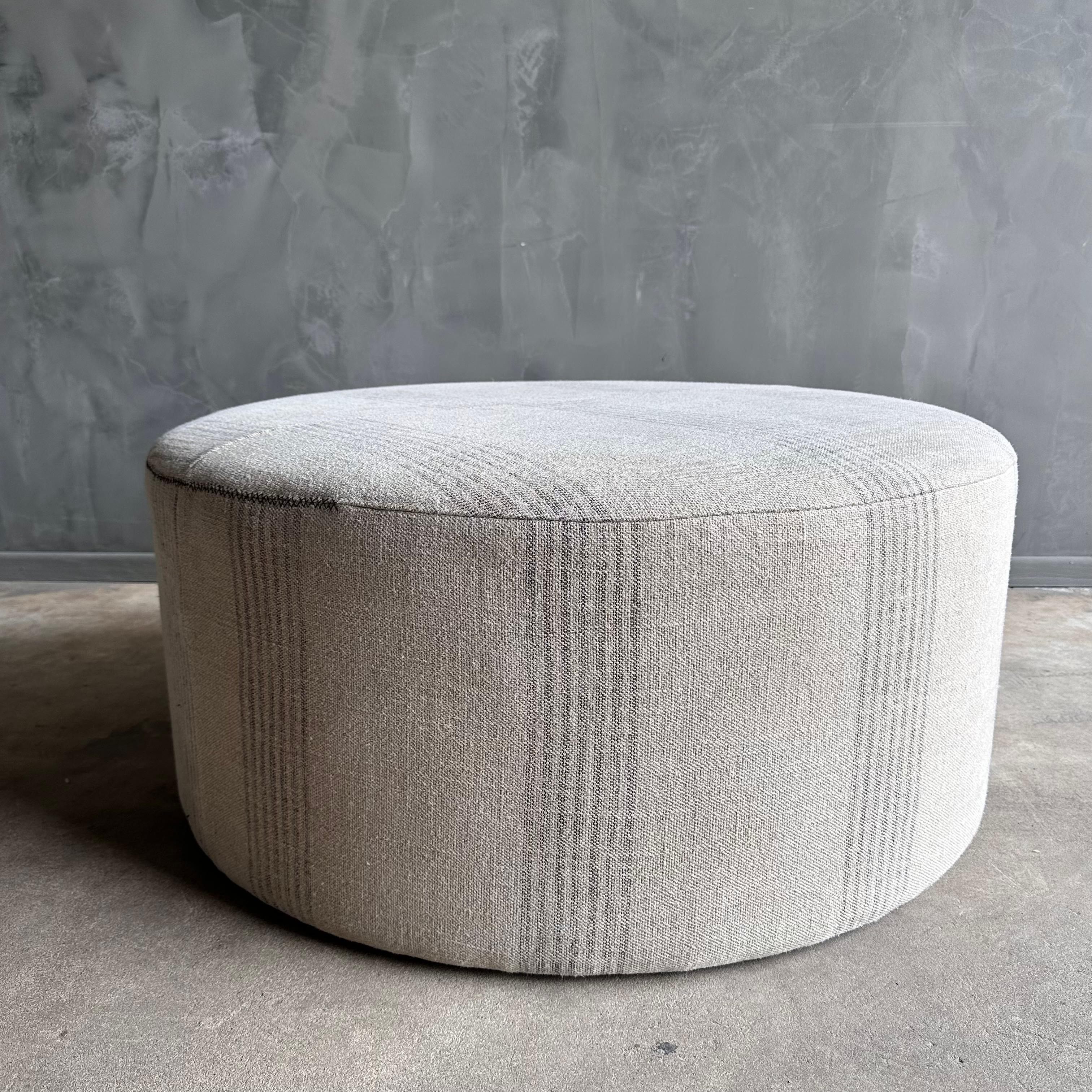 XXIe siècle et contemporain Ottoman rond 36