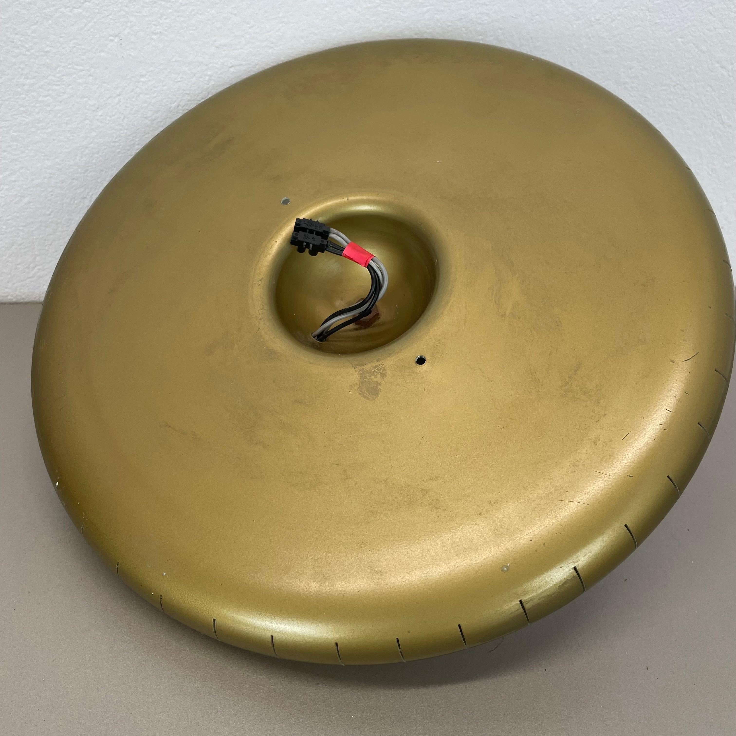 round 36cm metal Gino Sarfatti Style wall Ceiling Light Flushmount, Italy 1950s For Sale 11