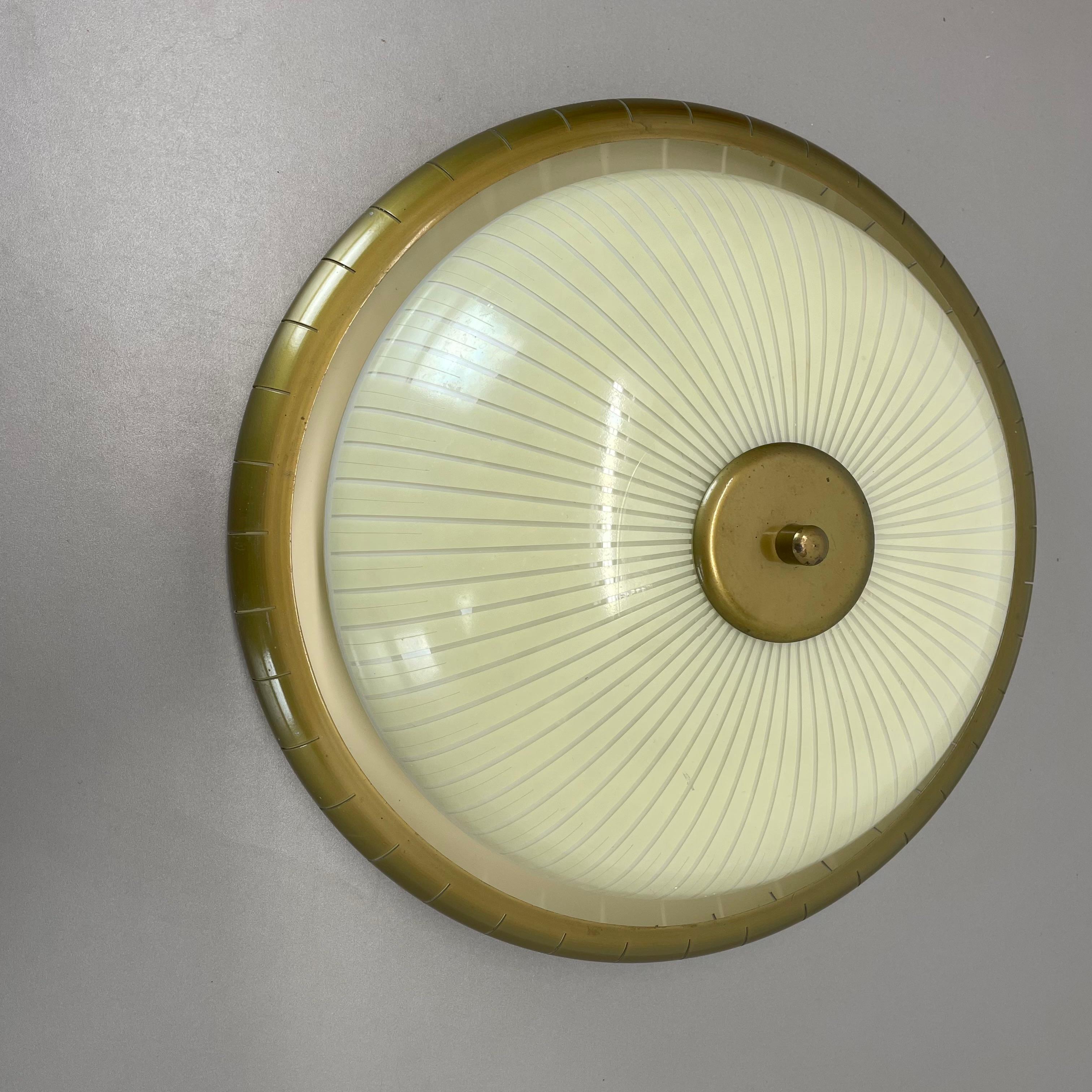 Italian round 36cm metal Gino Sarfatti Style wall Ceiling Light Flushmount, Italy 1950s For Sale