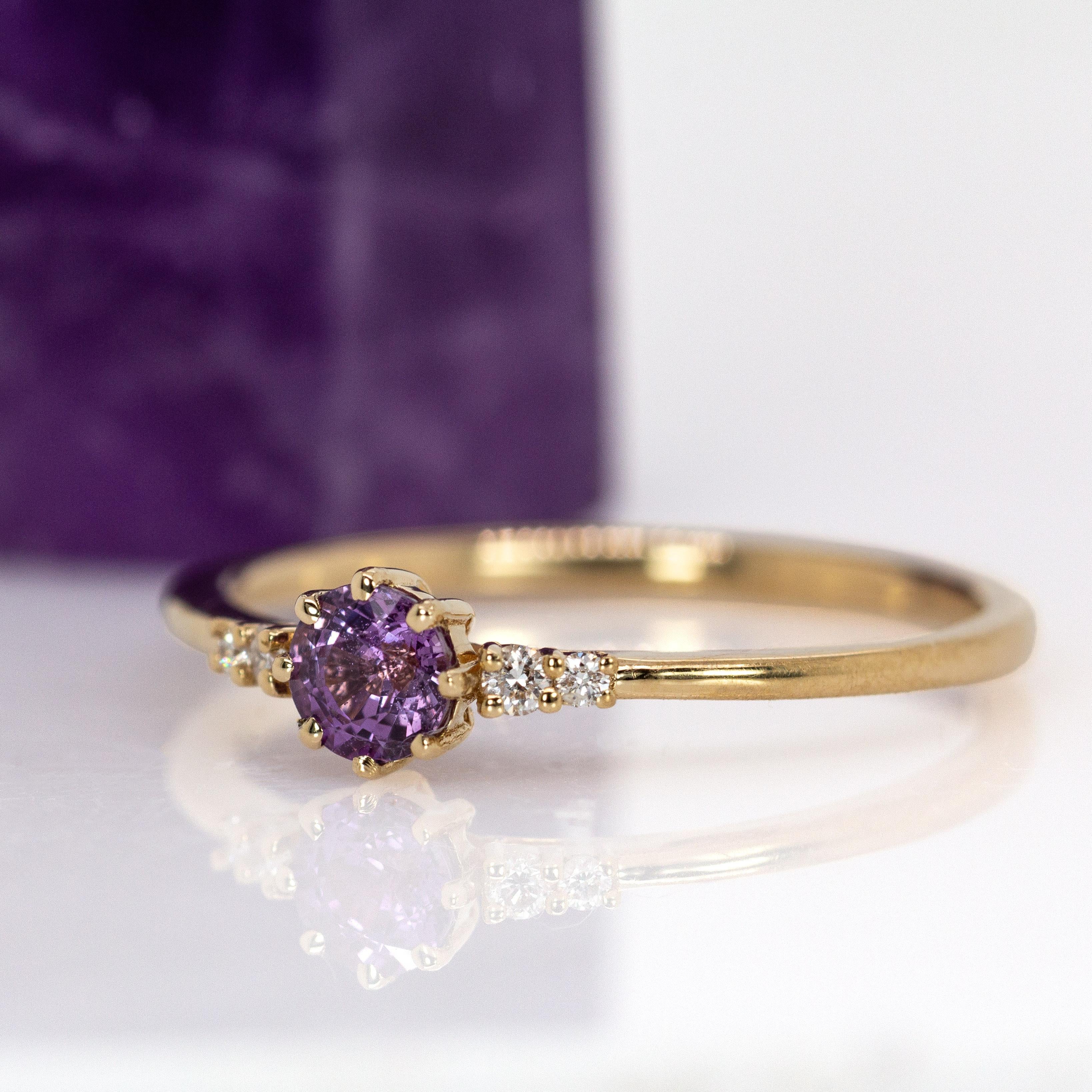 Runde 4mm Ceylon lila Saphir Ring in 14k massivem Gold w Erde Mined Diamanten Damen im Angebot