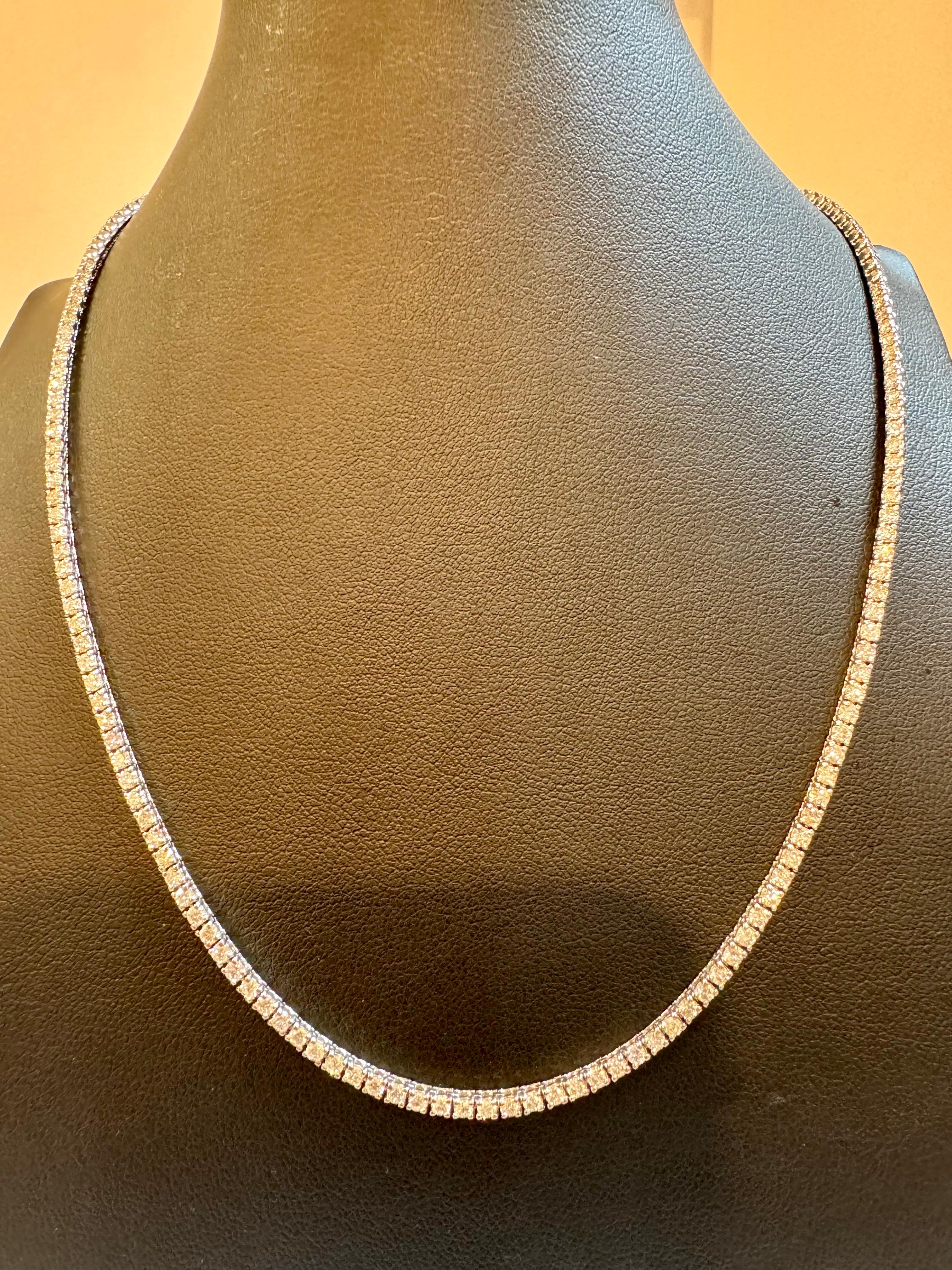 Collana tennis con diamanti tondi a 5 punte, 4 carati  Oro bianco 14 carati, Unisex, 16