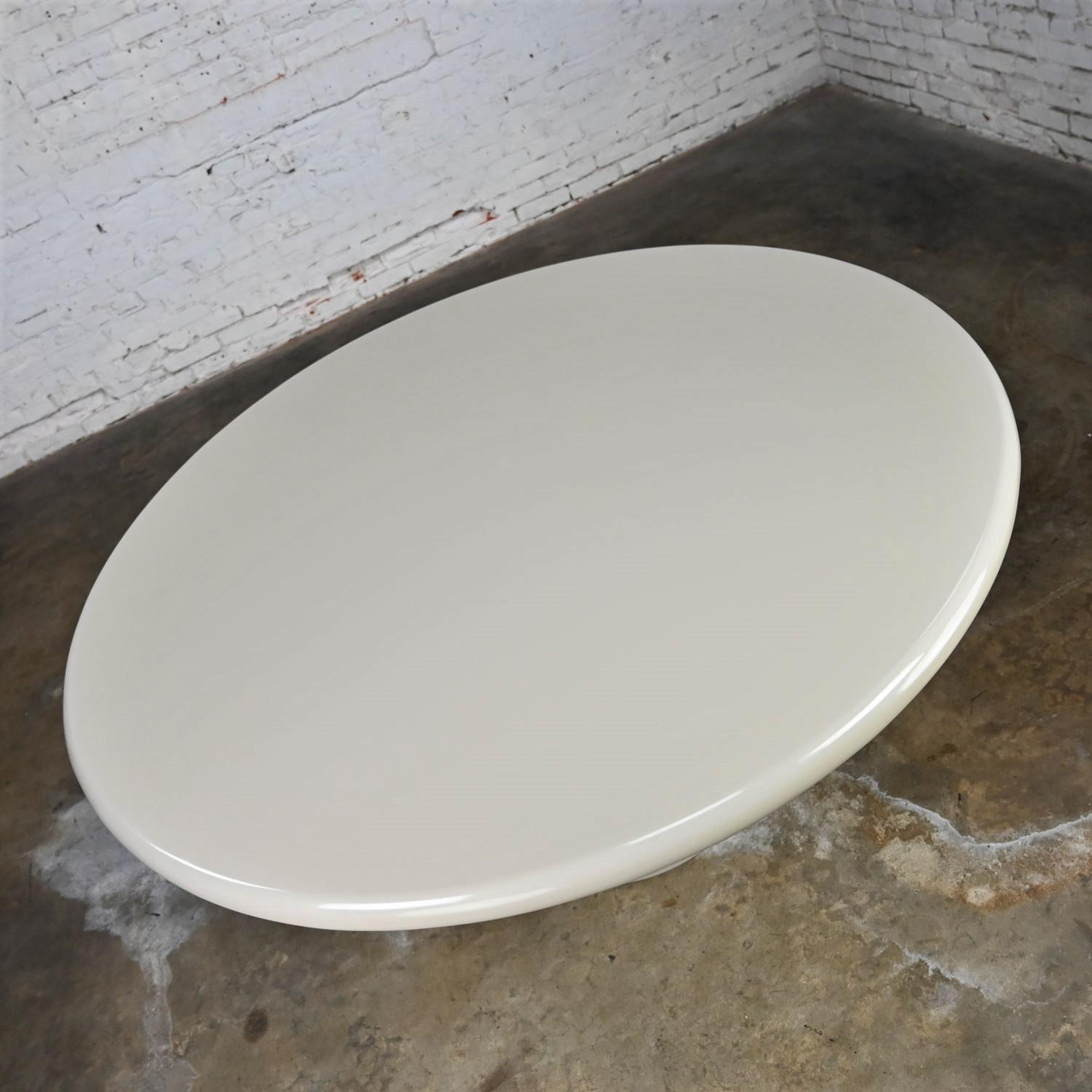 Post-Modern Round Postmodern Gray Lacquered Composite Dining Table Style Karl Springer