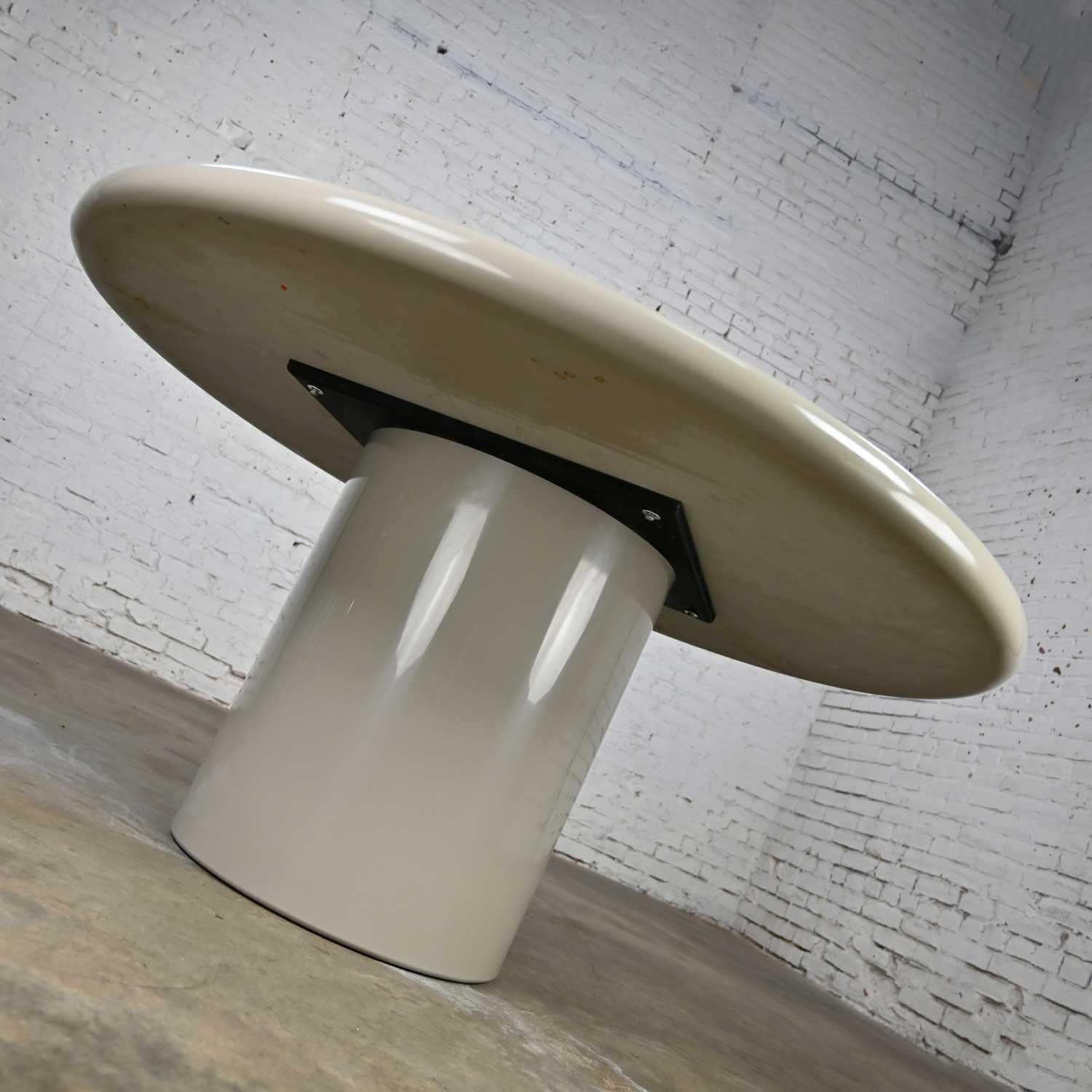 Unknown Round Postmodern Gray Lacquered Composite Dining Table Style Karl Springer