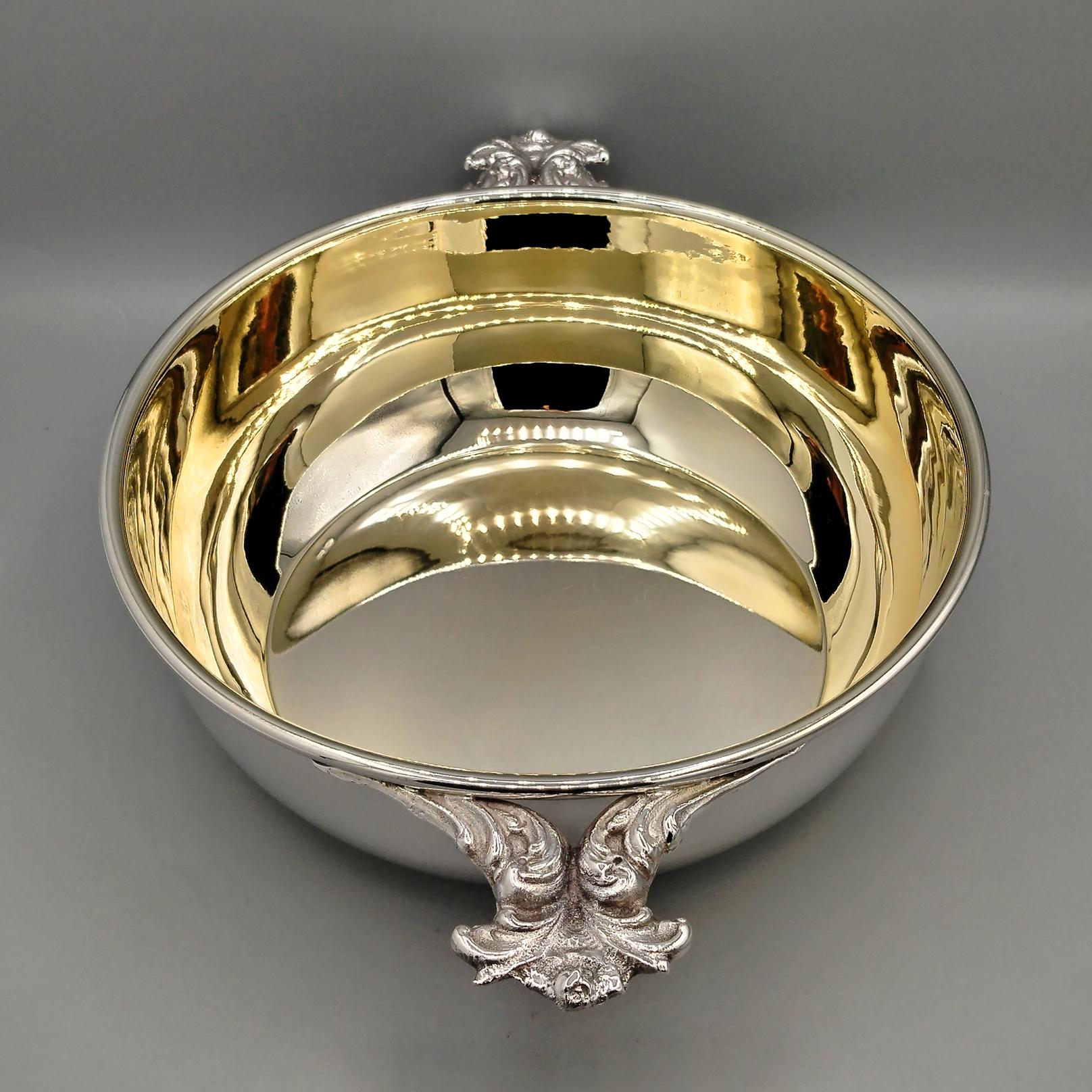 Round 800 silver vegetable dish with handles, torchon lid and 