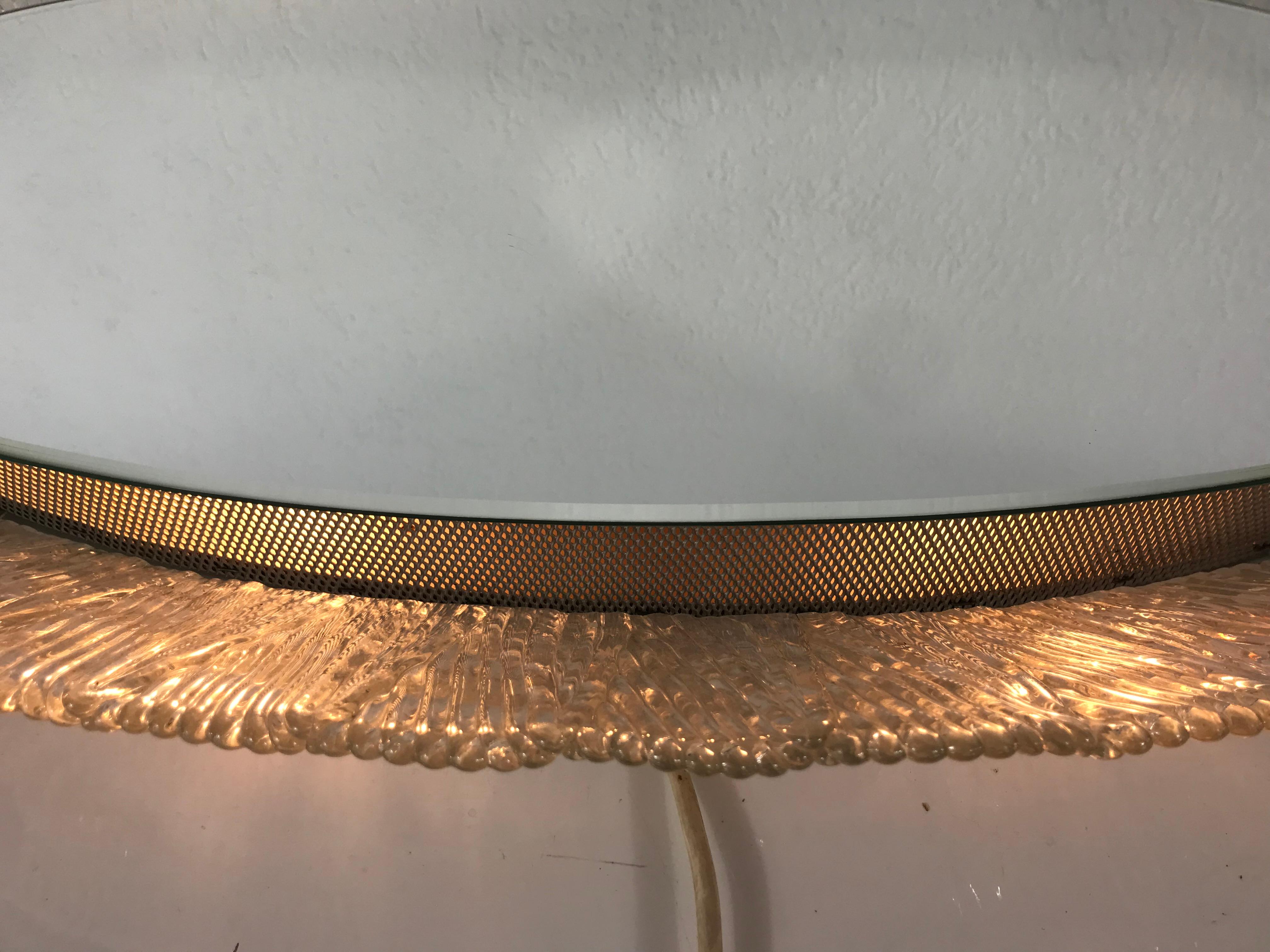 Round Acrylic Illuminated Mirror from Hillebrand Lighting, 1970s In Good Condition For Sale In Hagenbach, DE