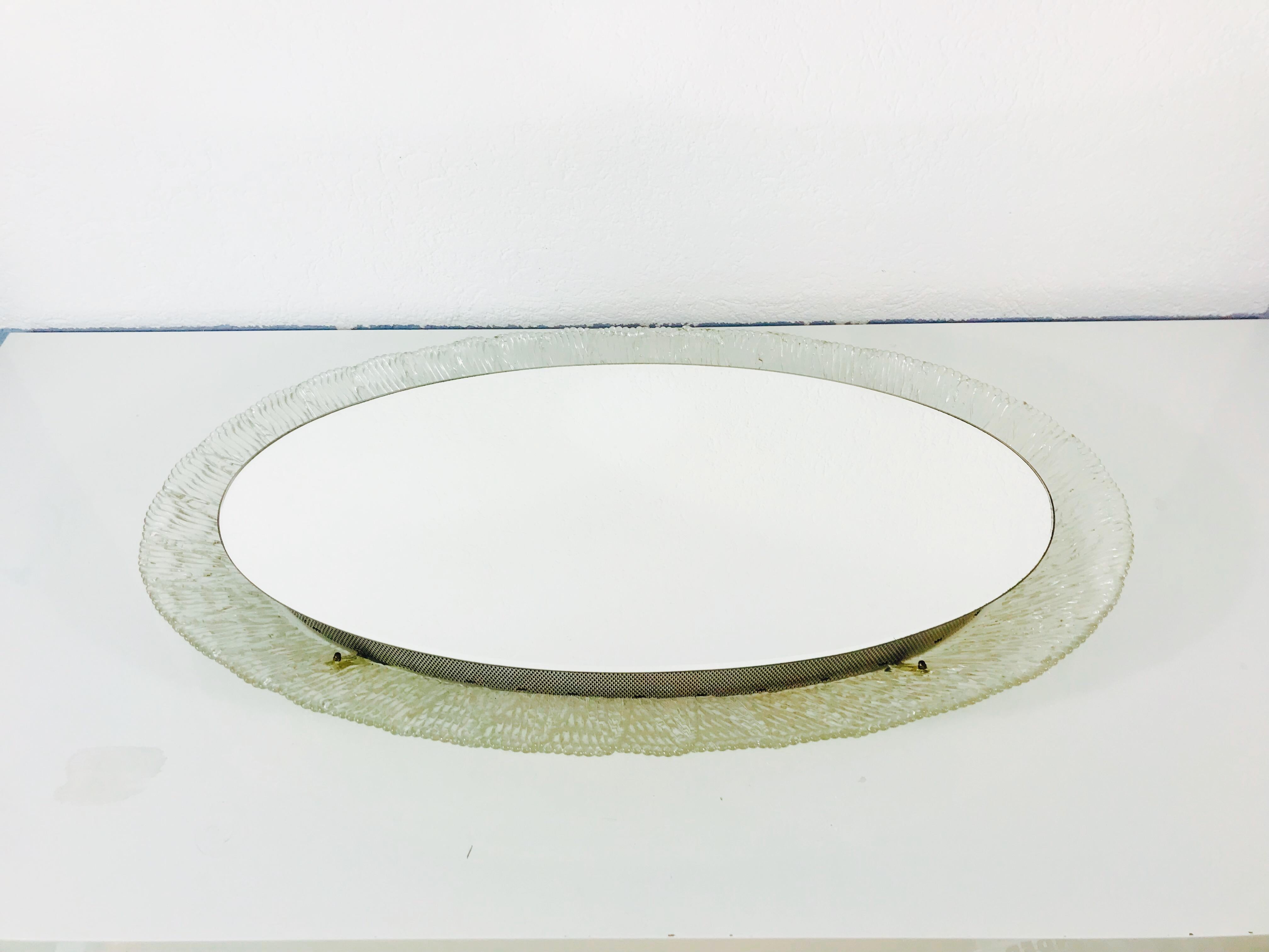 Round Acrylic Illuminated Mirror from Hillebrand Lighting, 1970s For Sale 1